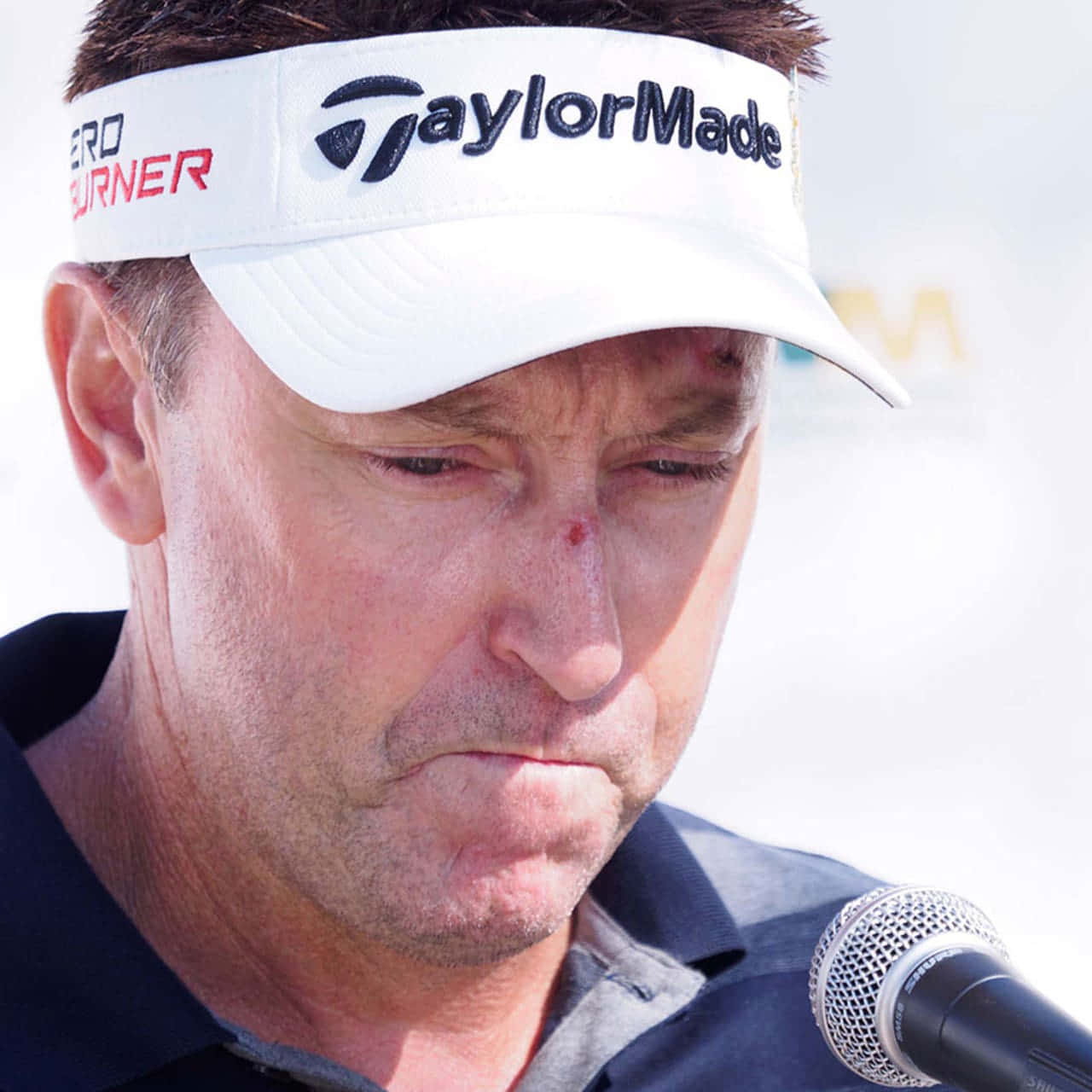 Robert Allenby Disappointed Look Wallpaper