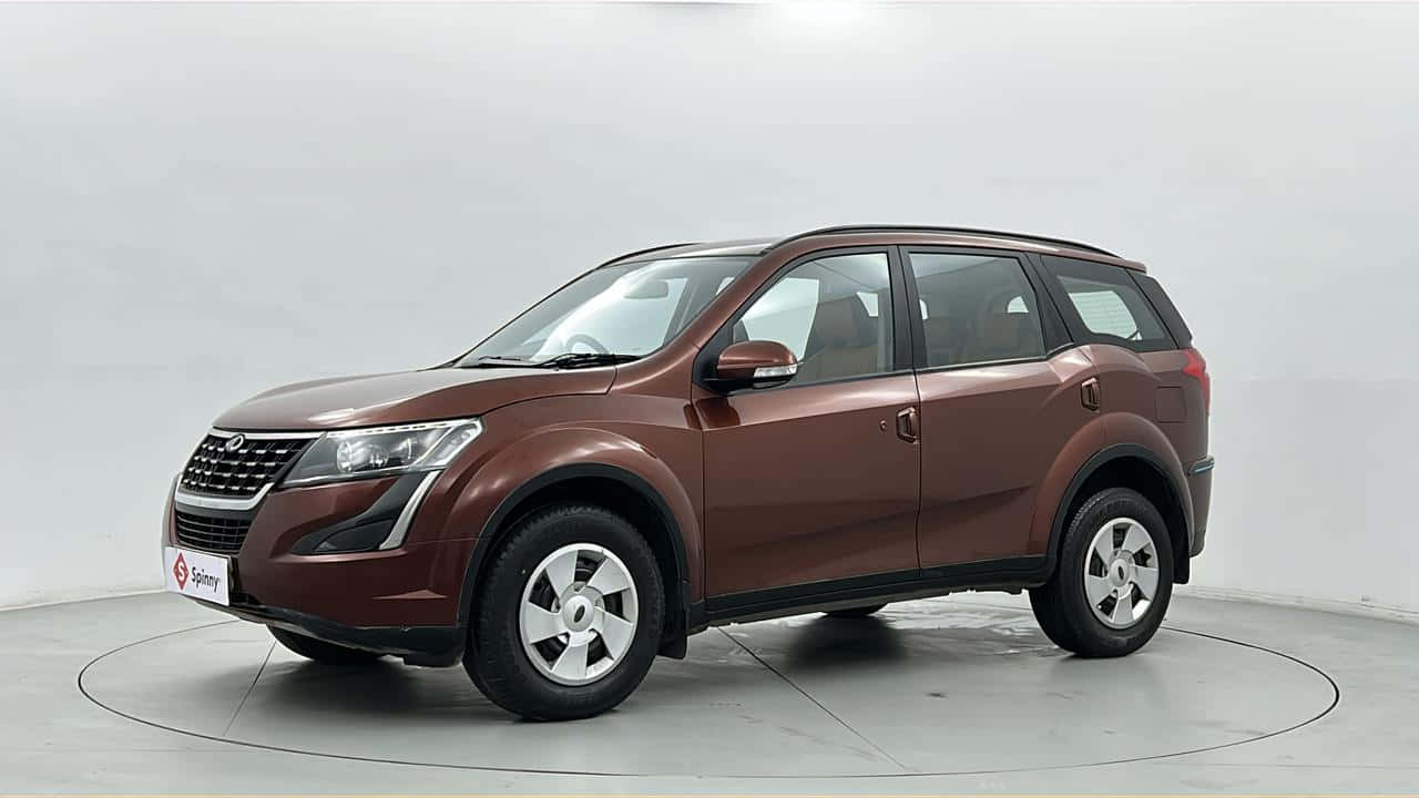 Robust And Elegant Mahindra Xuv500 In The Wild Wallpaper