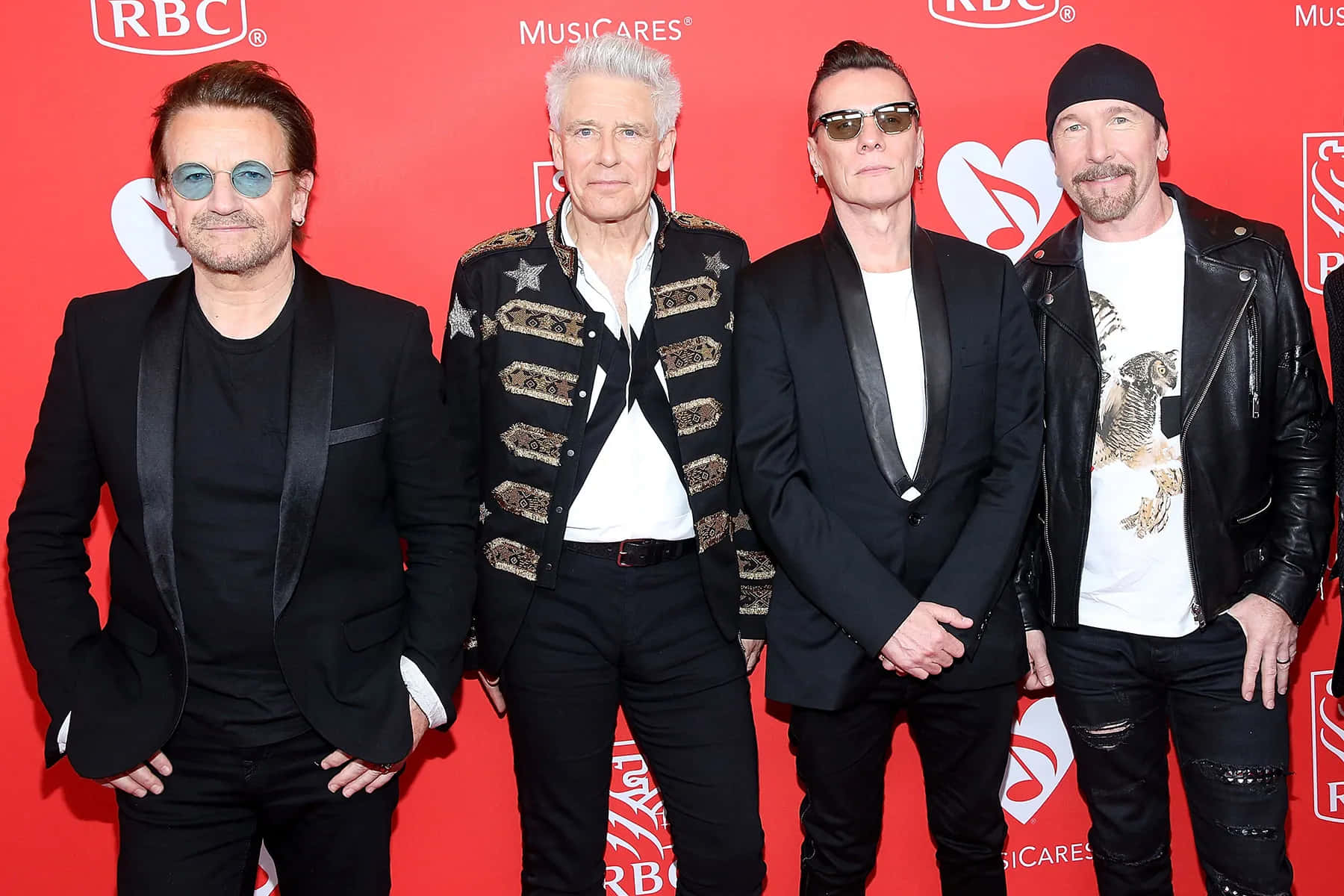 Apparition Sur Le Tapis Rouge D'un Groupe De Rock Fond d'écran