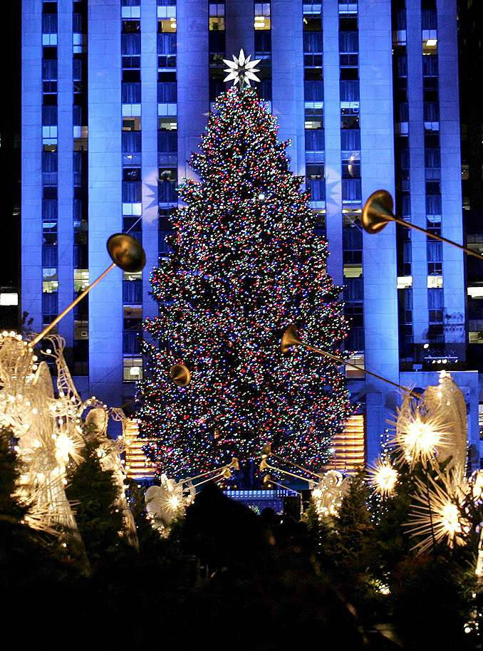 Rockefeller Center Christmas Tree Phone Picture