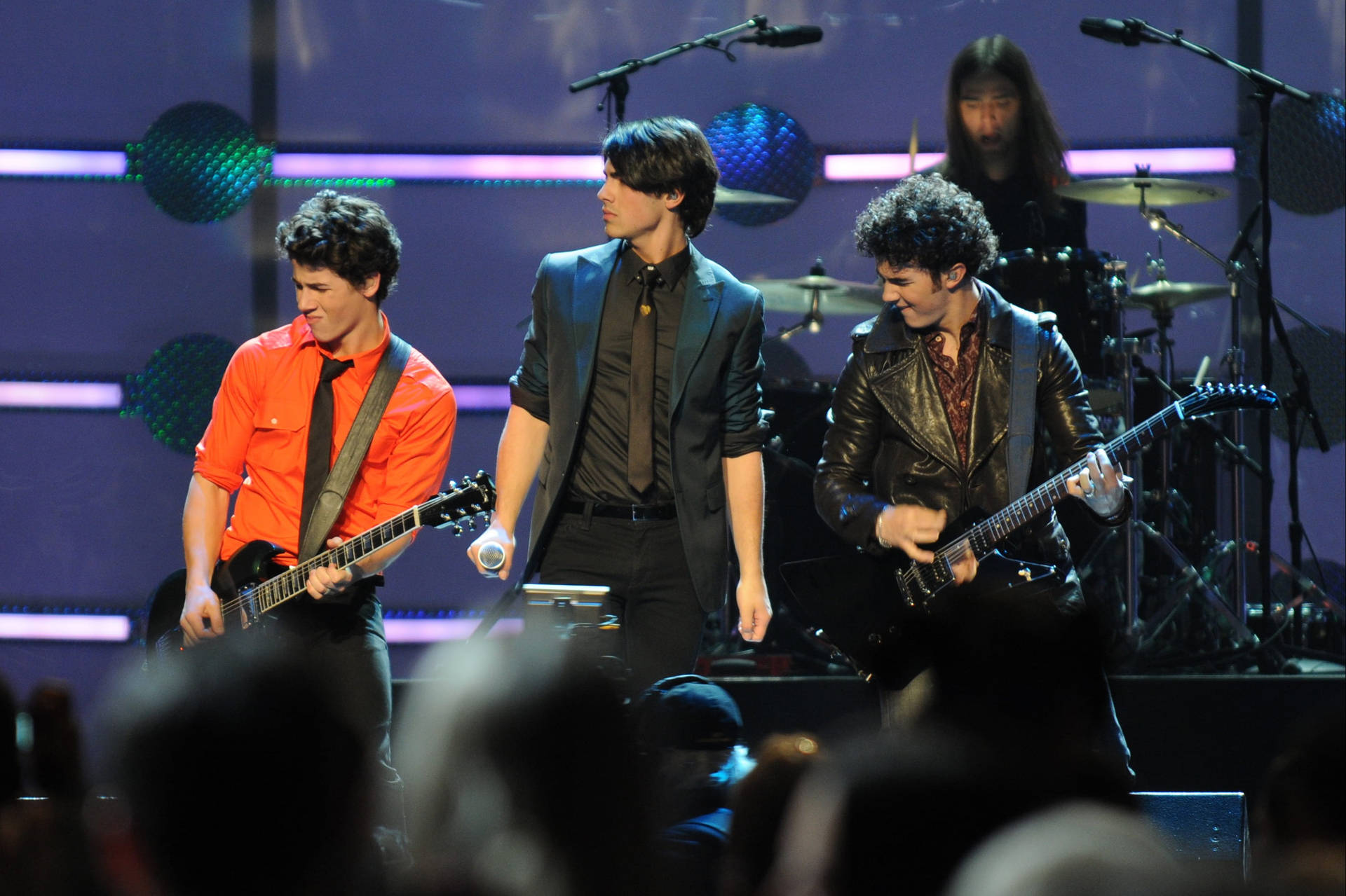 Rocking Jonas Brothers Background