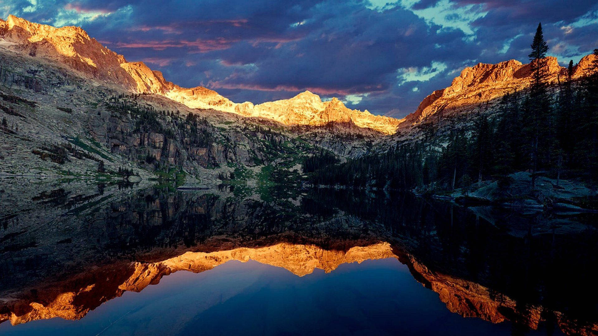 Rocky Mountain National Park Sun-Lit Peaks Wallpaper