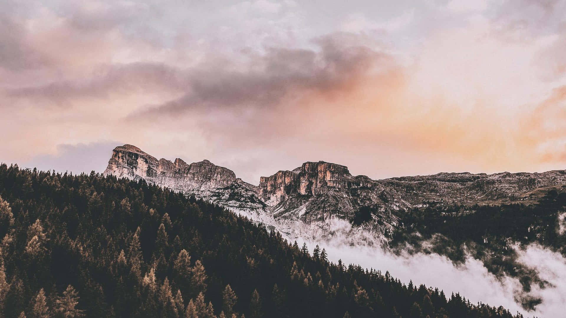 Rocky Mountains Landscape Aesthetic Sunset Wallpaper