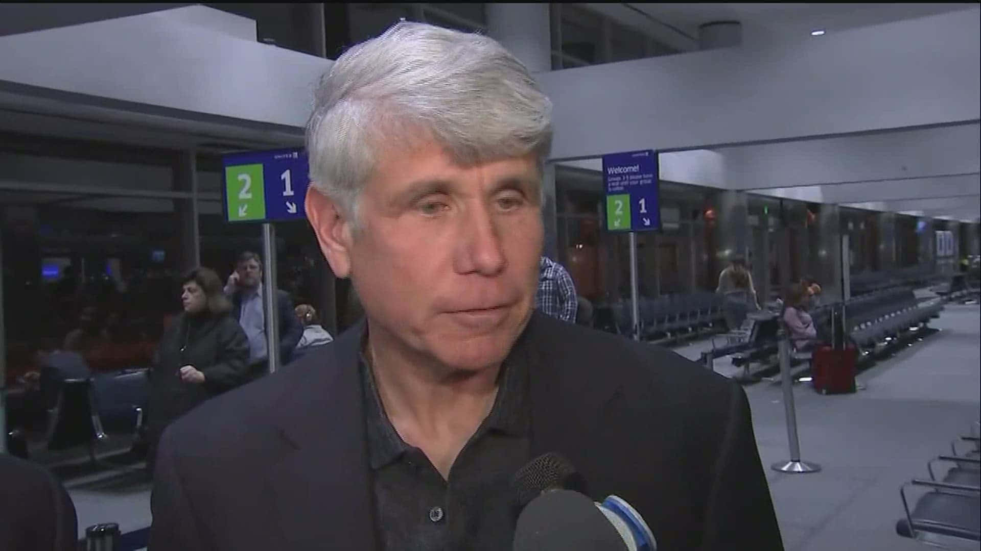 Rod Blagojevich In Airport Wallpaper