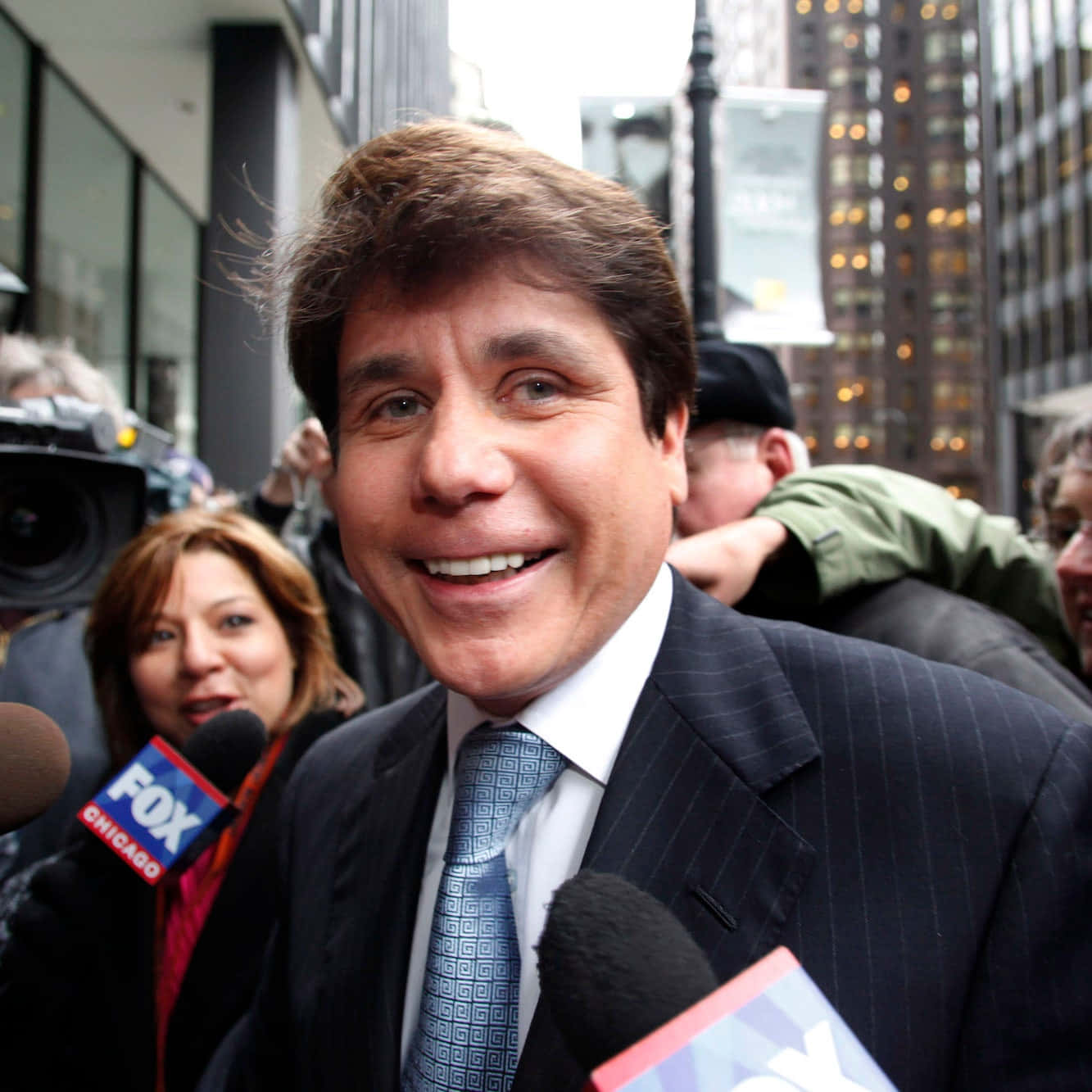 Rod Blagojevich Smiling To Reporters Wallpaper