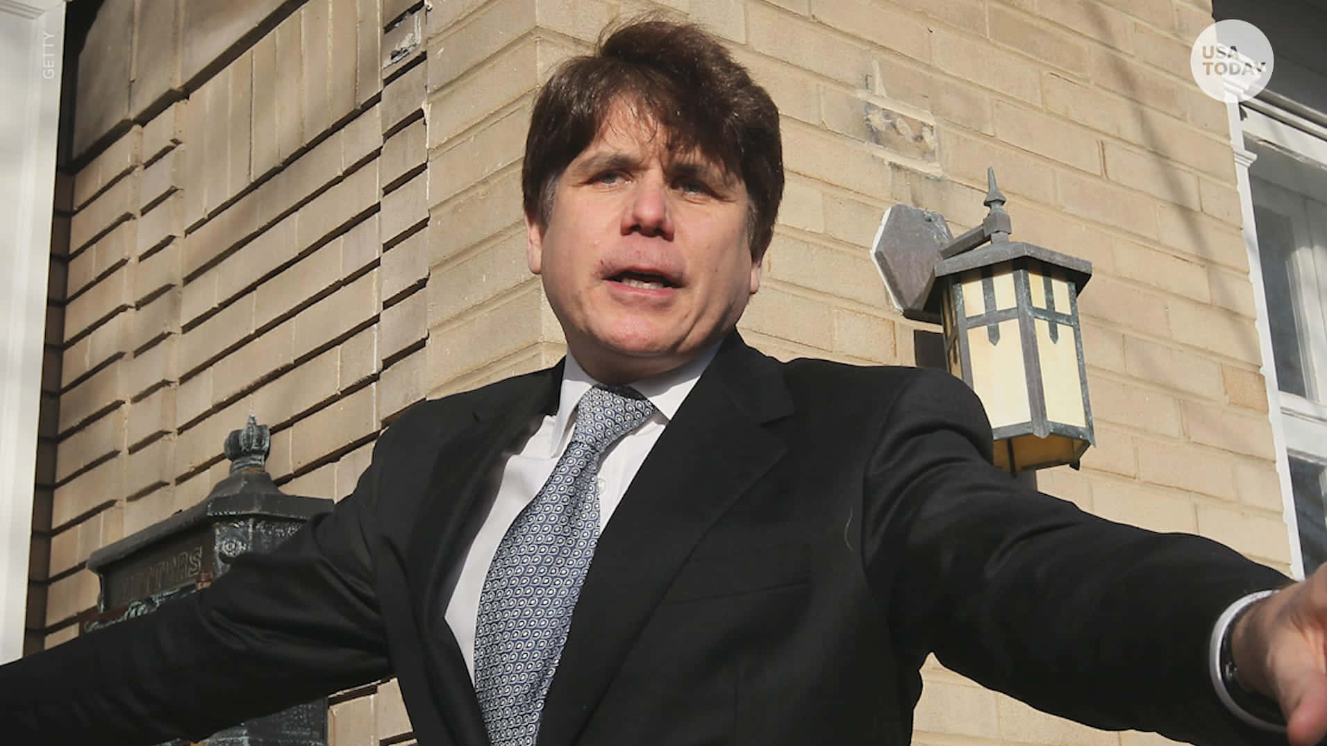 Rod Blagojevich With Open Arms Wallpaper