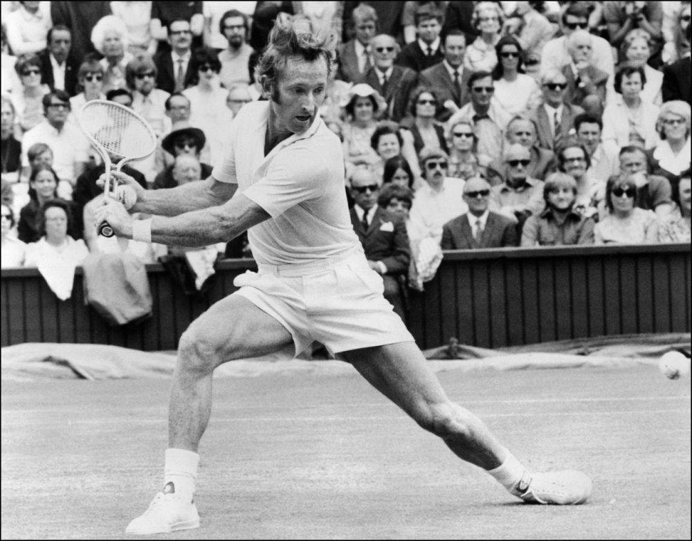 Rodlaver In Pieno Slancio Al Torneo Di Wimbledon Del 1962 Sfondo