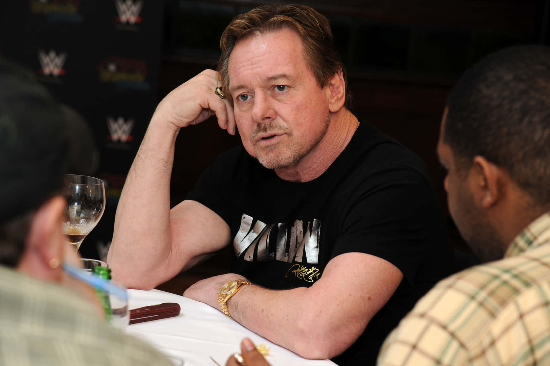 Roddy Piper During Wwe Legend's House Screening Wallpaper
