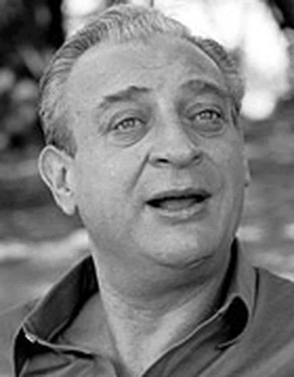 Rodney Dangerfield Black And White Photo Old Wallpaper