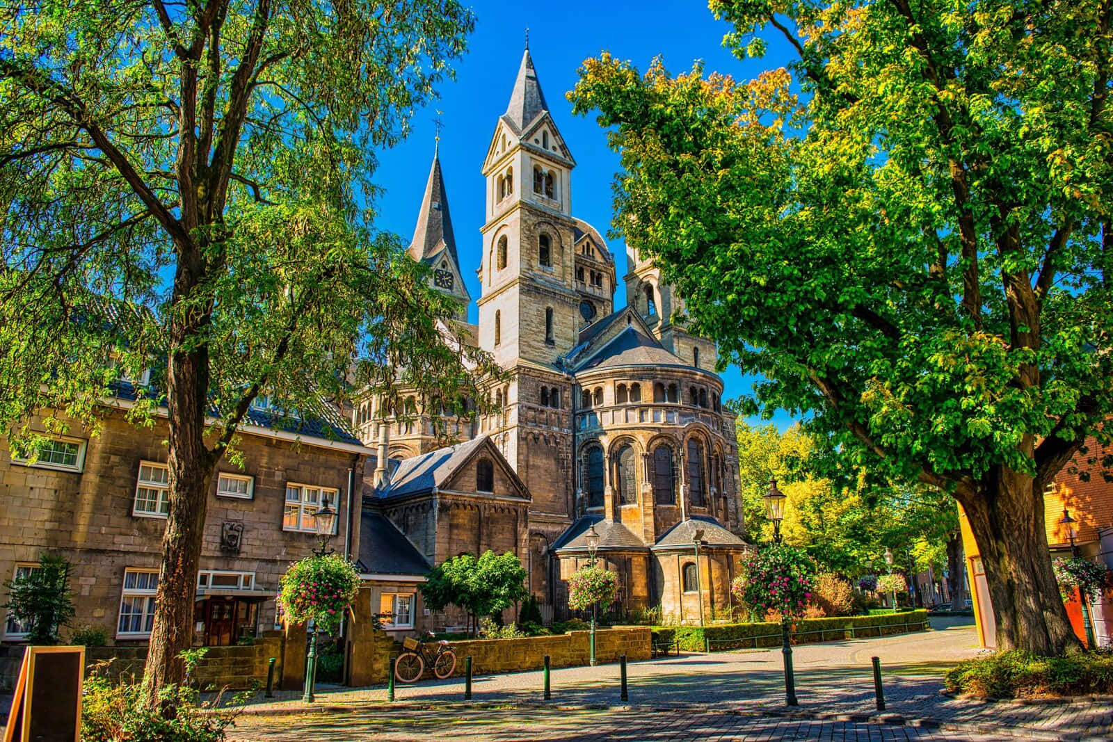 Roermond Cathedral Sunny Day Wallpaper