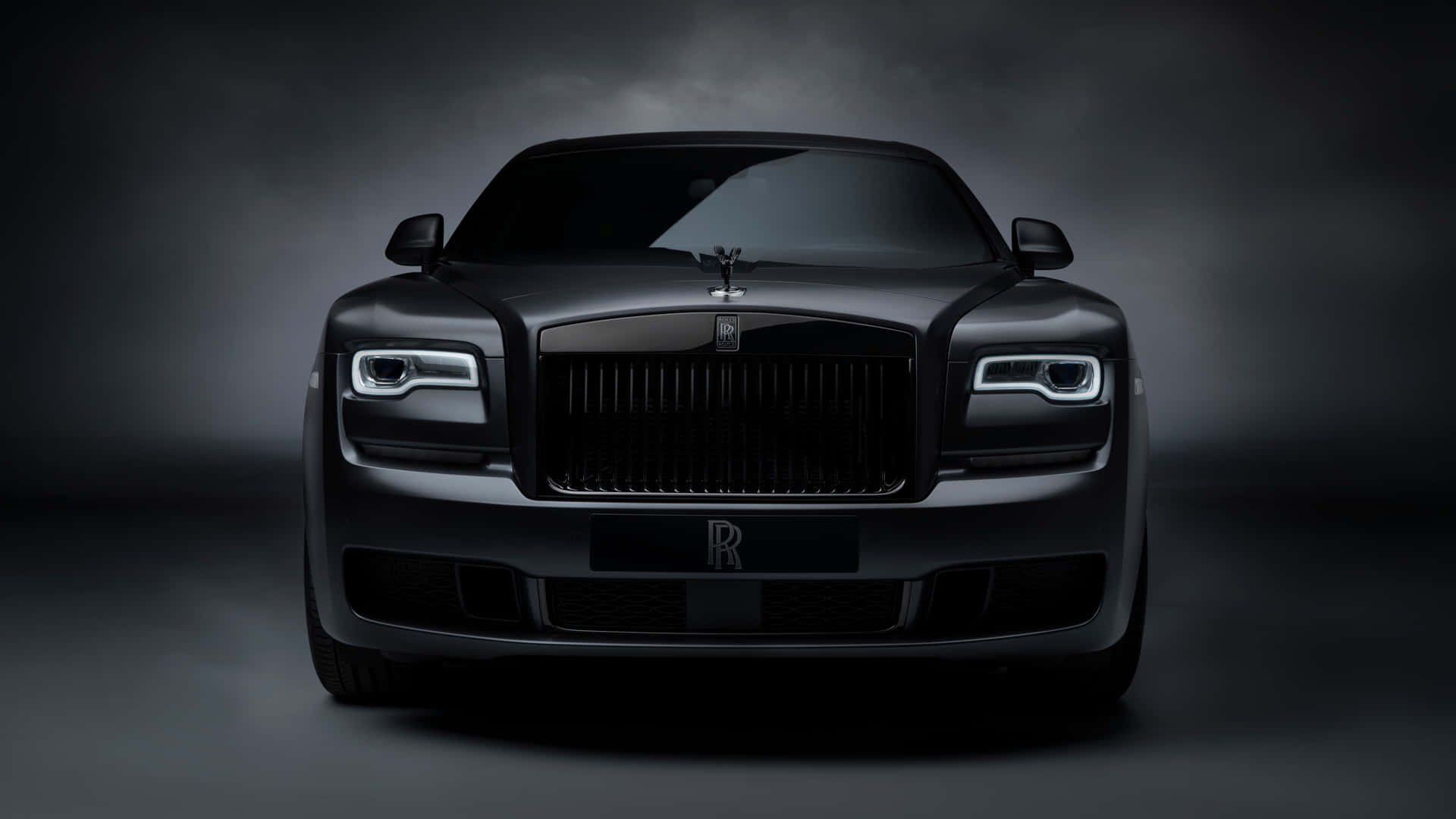 Captivating Luxury: Rolls Royce at its Finest