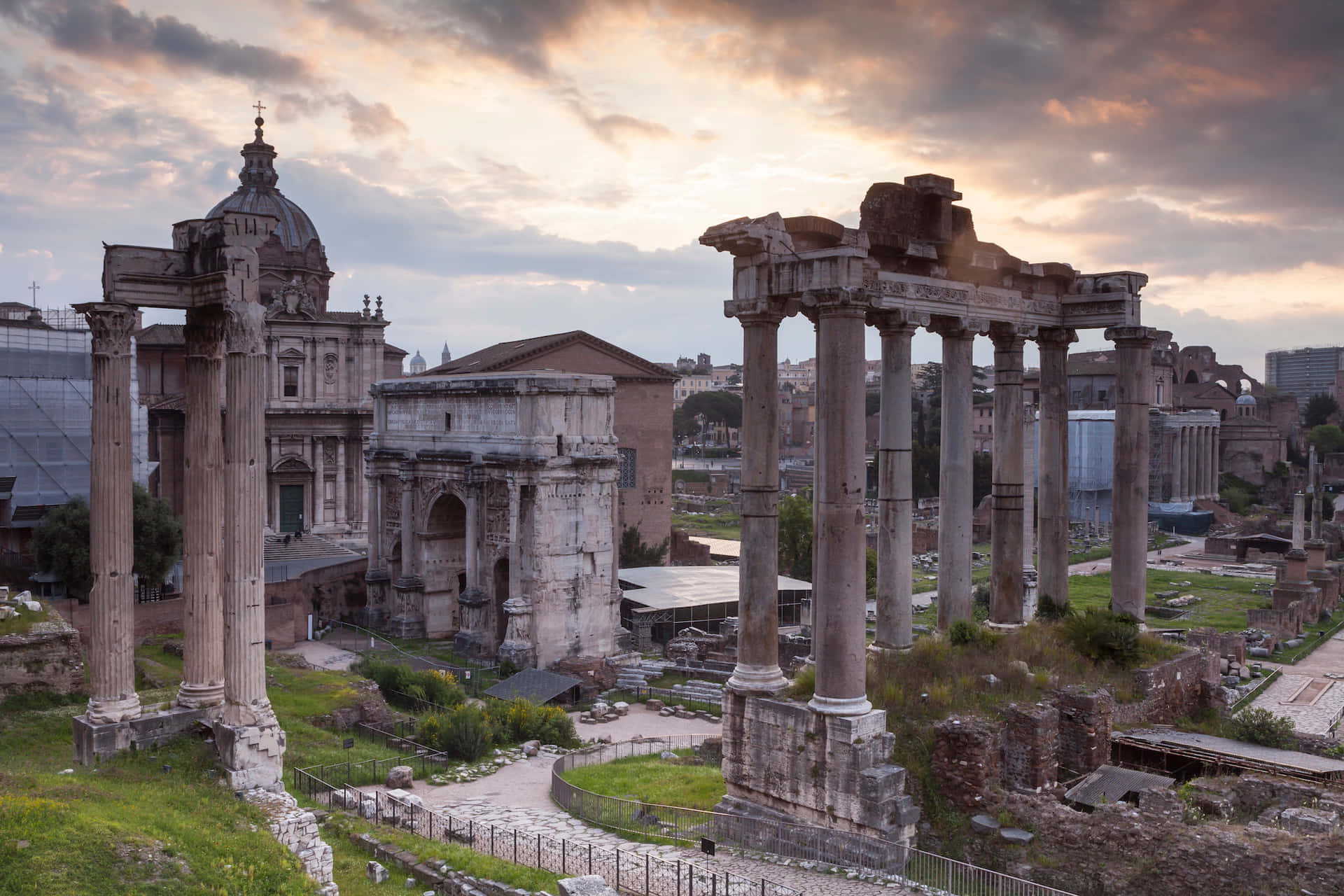 The Magnificent Roman Colosseum