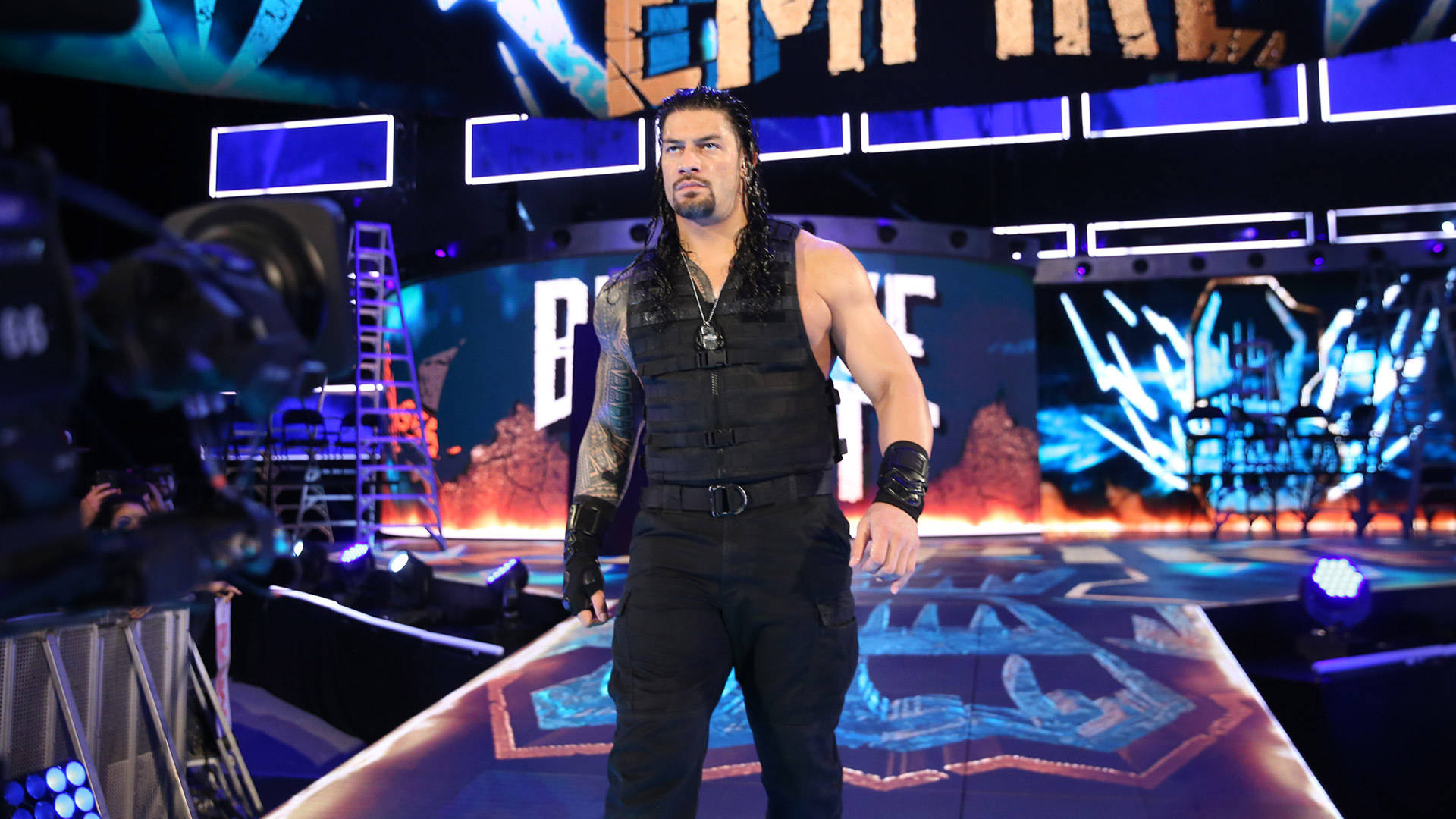 Roman Reigns Monday Night Raw Wallpaper