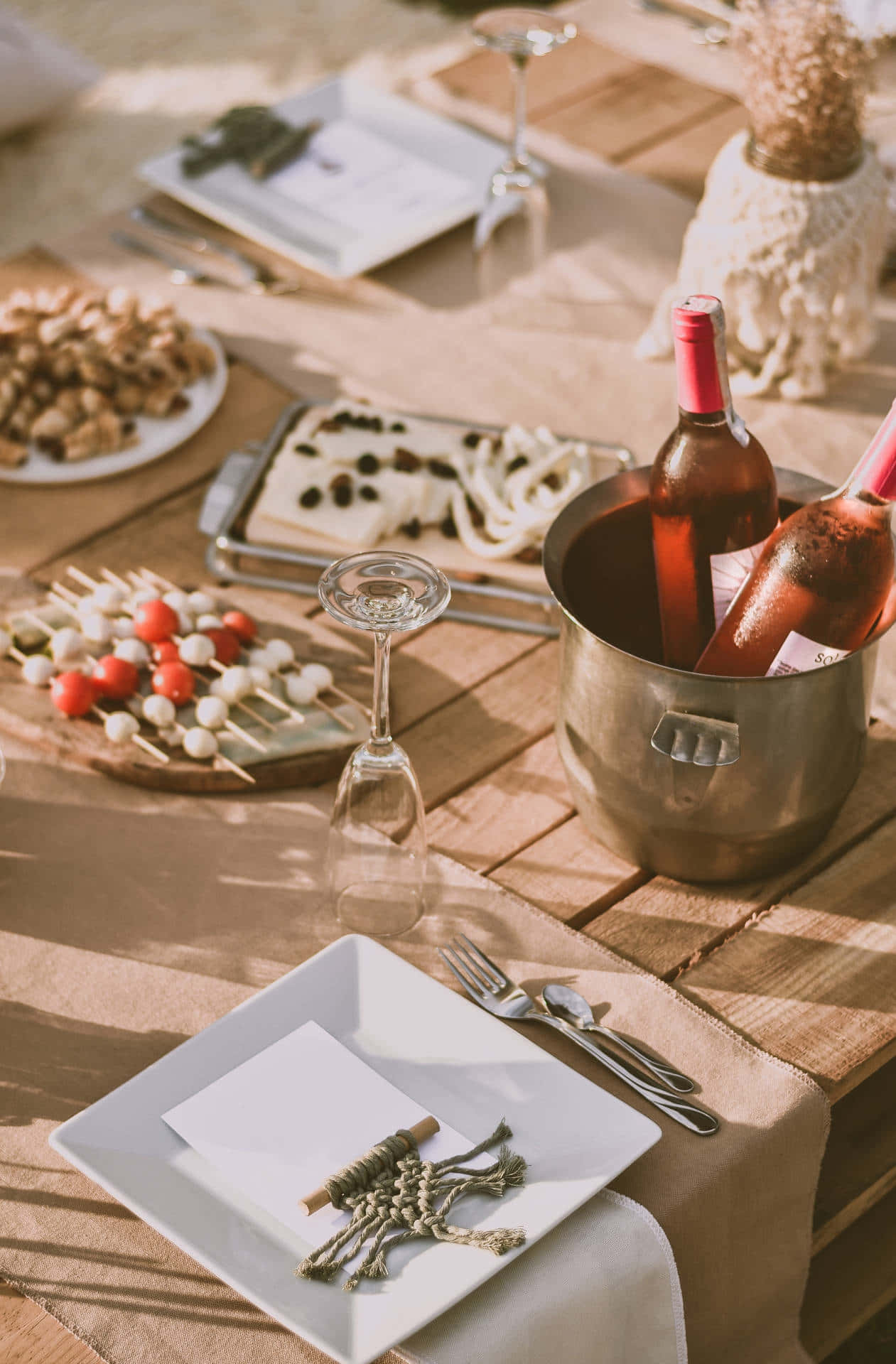 Romantische Strand Diner Setup Achtergrond