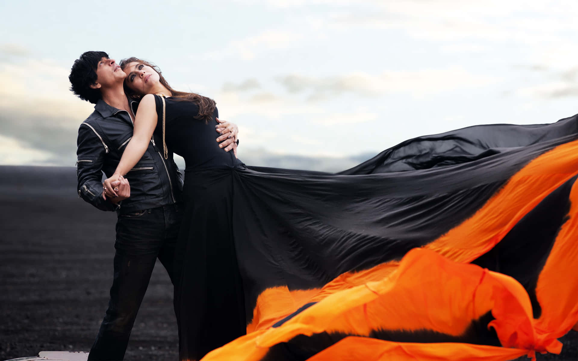 Romantic Couple Black Orange Dress Wallpaper