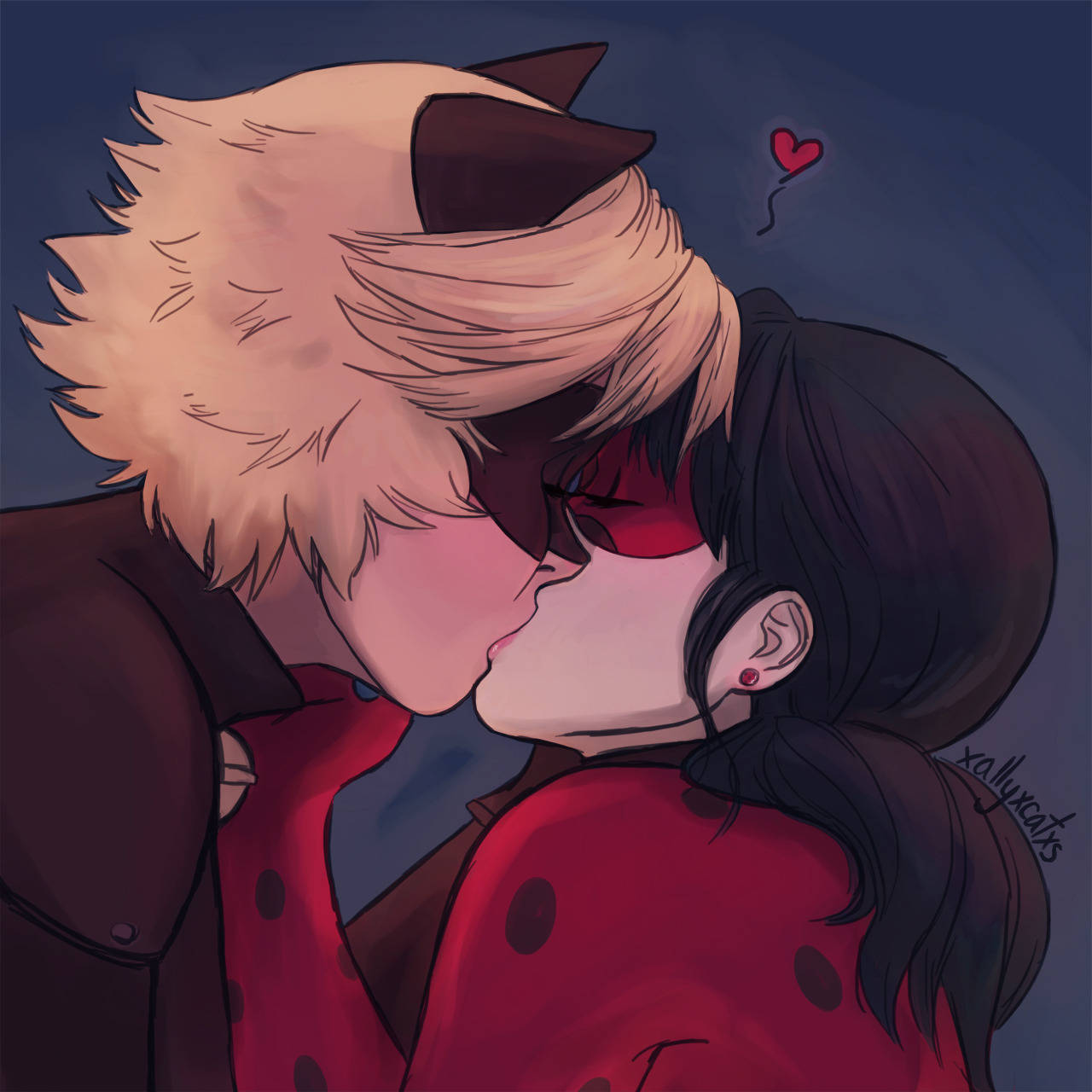 Romantic Ladybug And Cat Noir Kiss