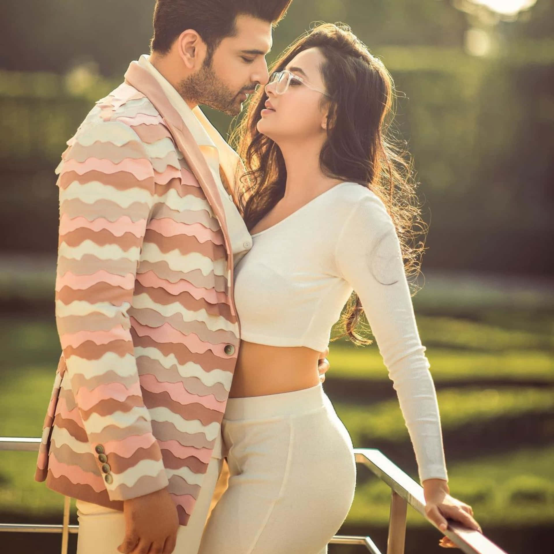 Romantic Bollywood Sexy Couple Picture