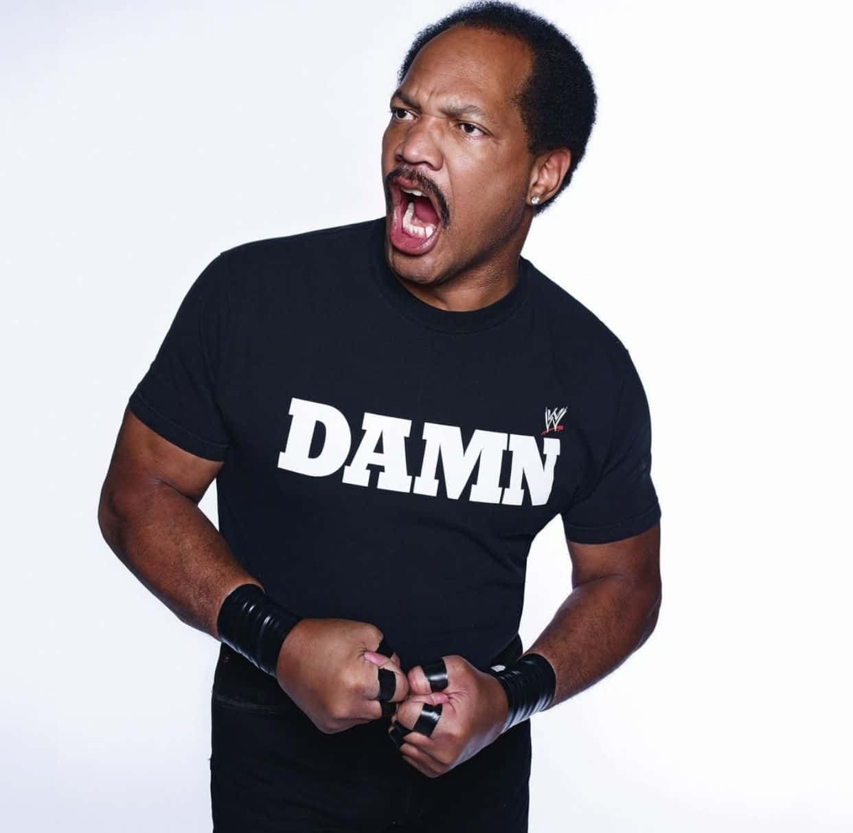 Ron Simmons Wearing In A Black Tee Wallpaper