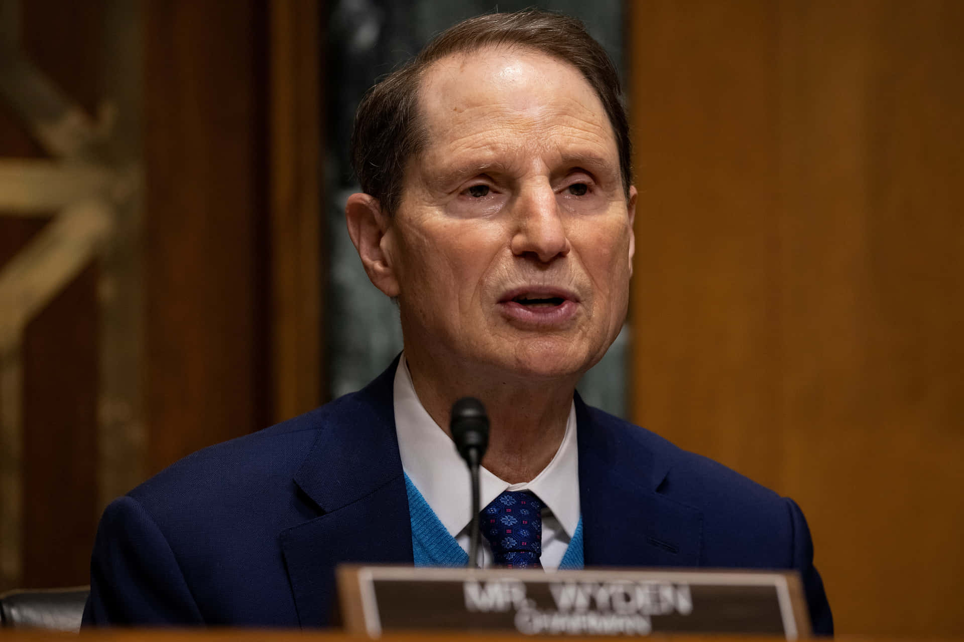 Ron Wyden Front View Wallpaper