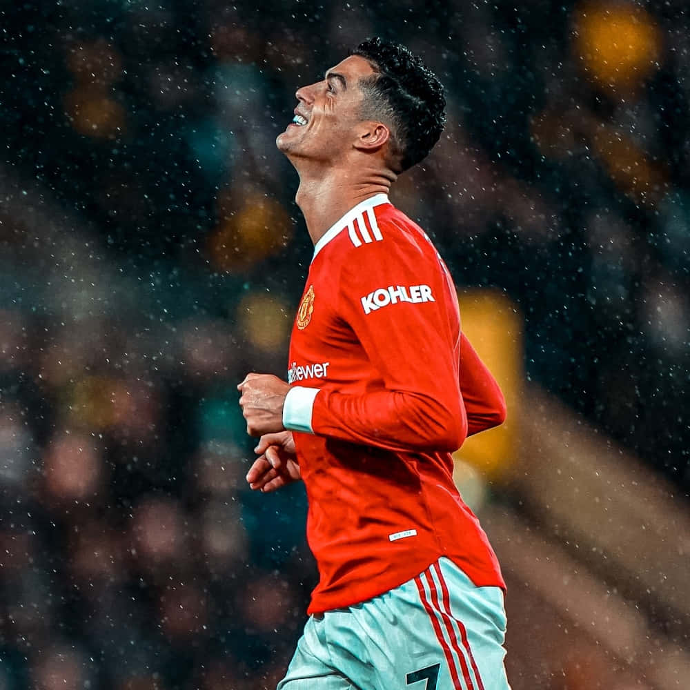 Ronaldo Manchester United Rainy Match Wallpaper