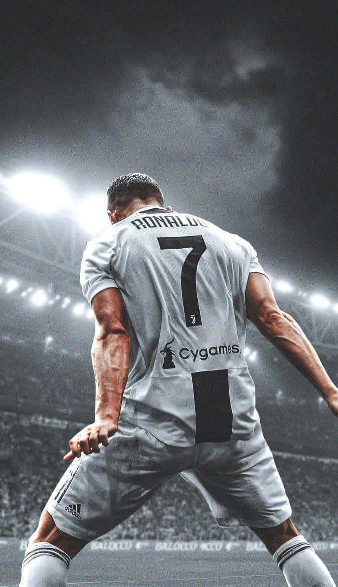 Ronaldo Stadium Power Pose Wallpaper