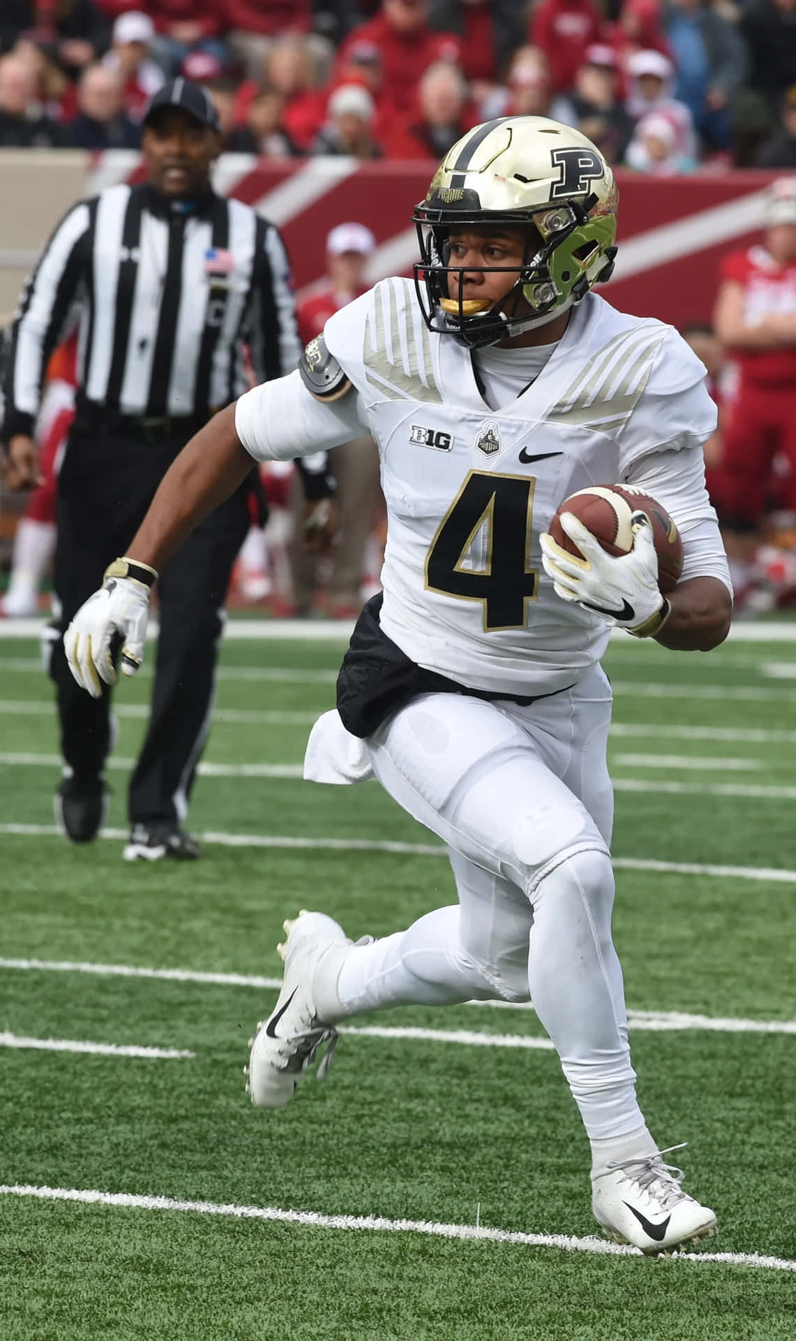 Rondale Moore Purdue Football Action Wallpaper