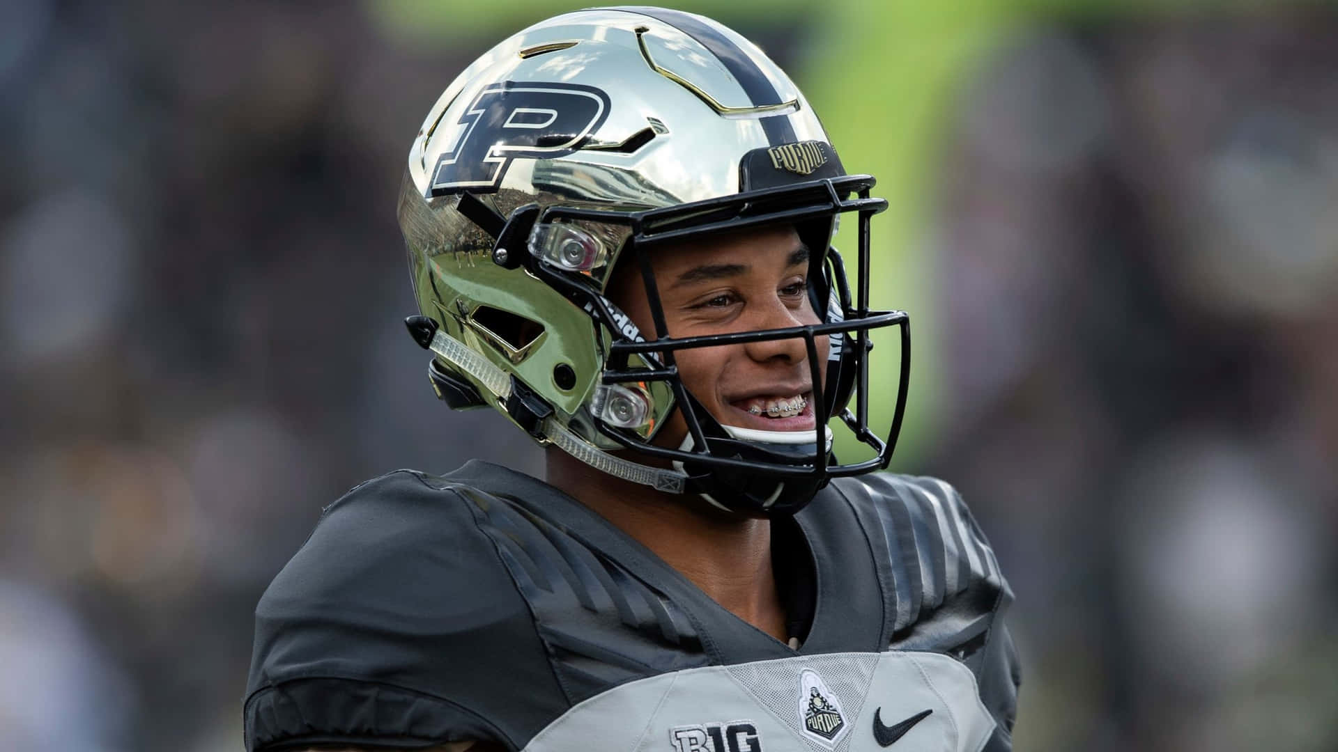 Rondale Moore Helm Sepak Bola Purdue Wallpaper