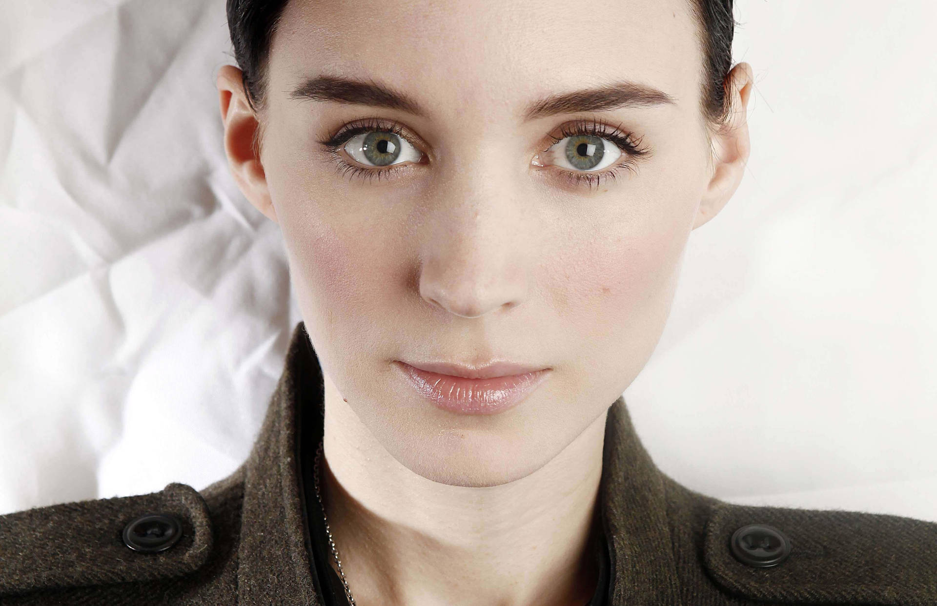 Rooney Mara Adorable Face Background