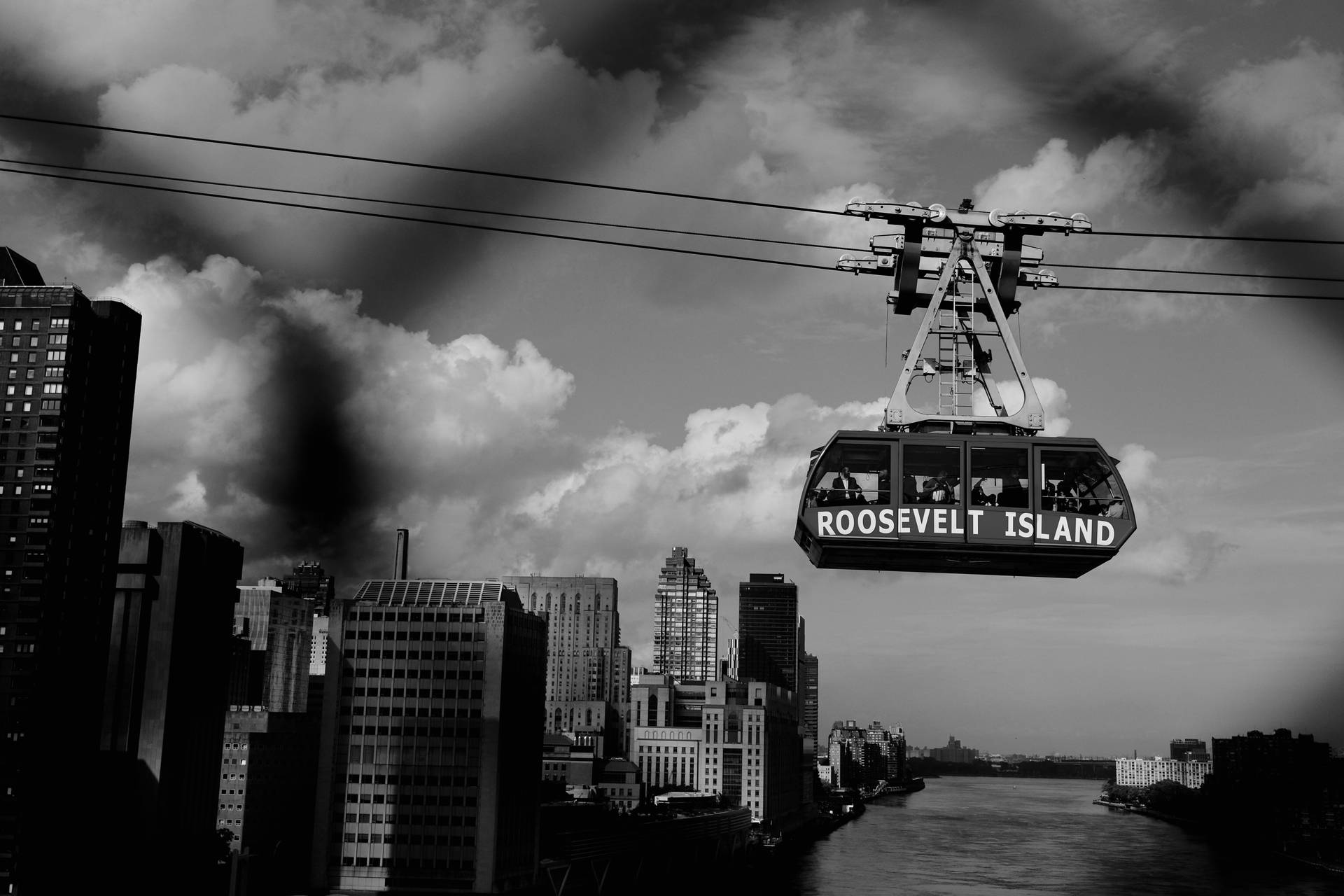Roosevelt Cable Car New York Black And White Wallpaper