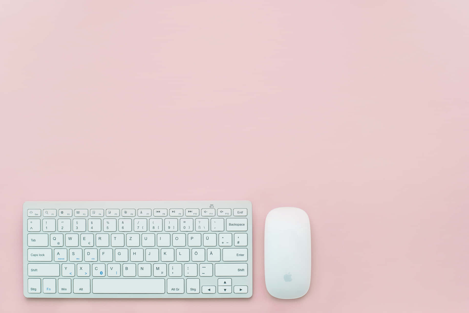 Tastaturund Maus Auf Pinkem Bild