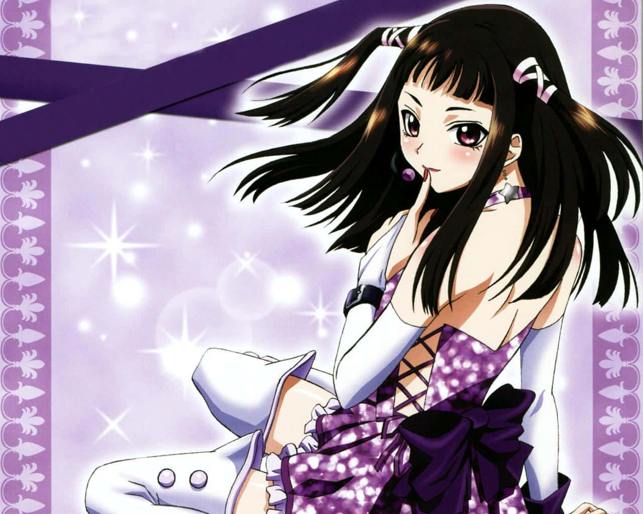 Kurumu Kurono ser fascinerende smuk ud i hendes Rosario Vampire uniform. Wallpaper