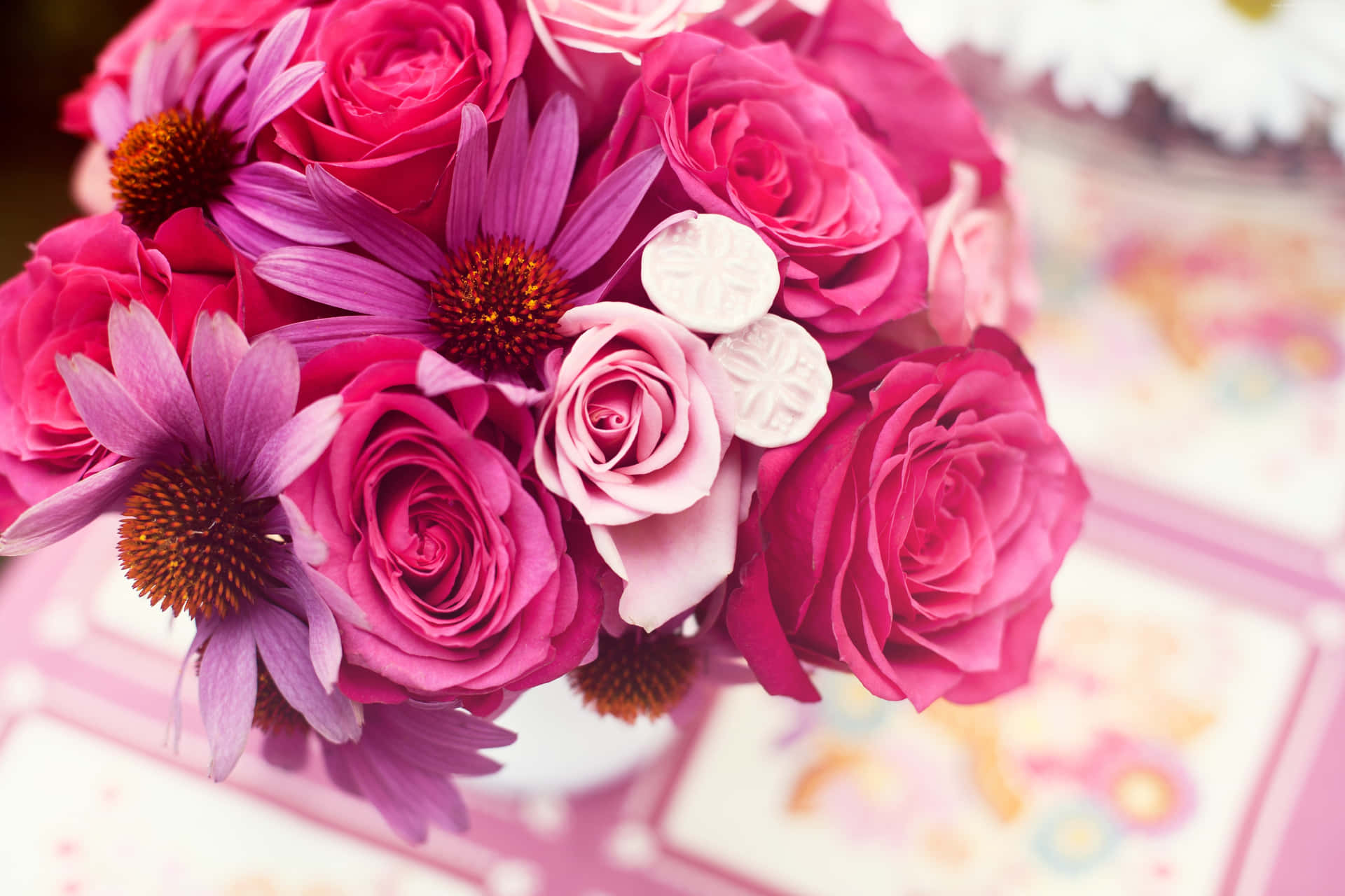 Beautiful Round Rose Bouquet Pictures