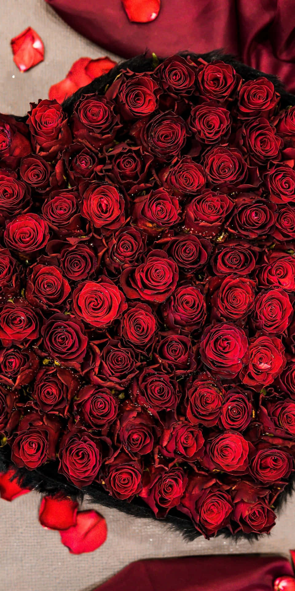 Romantic Rose Heart Wallpaper