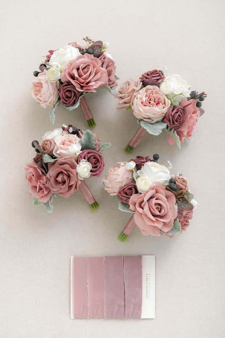 Beautiful Roses Wedding Arrangement Wallpaper
