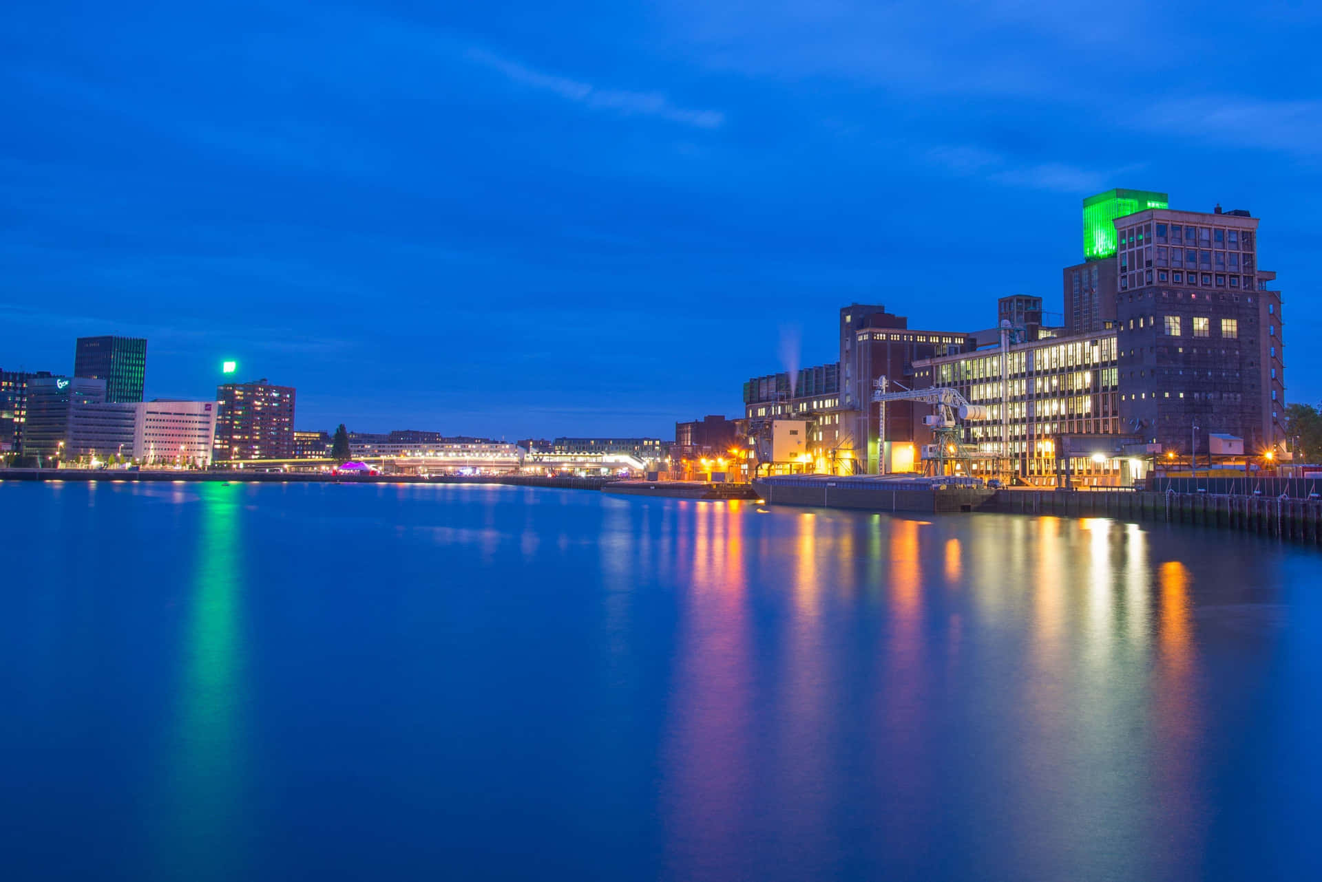 Rotterdam Waterfront Twilight Scene Wallpaper