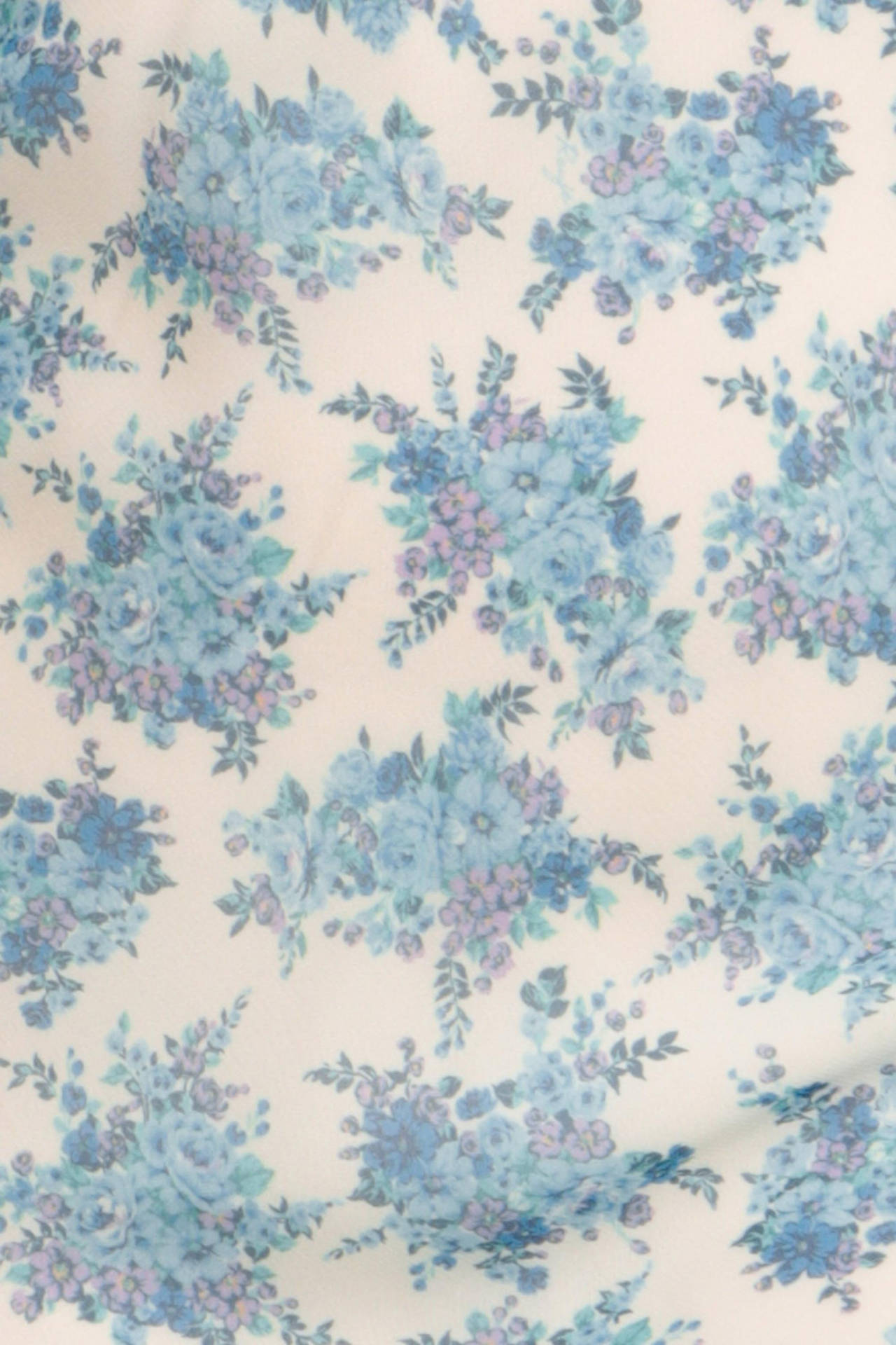 Rouje Blue Flower Patterns Wallpaper