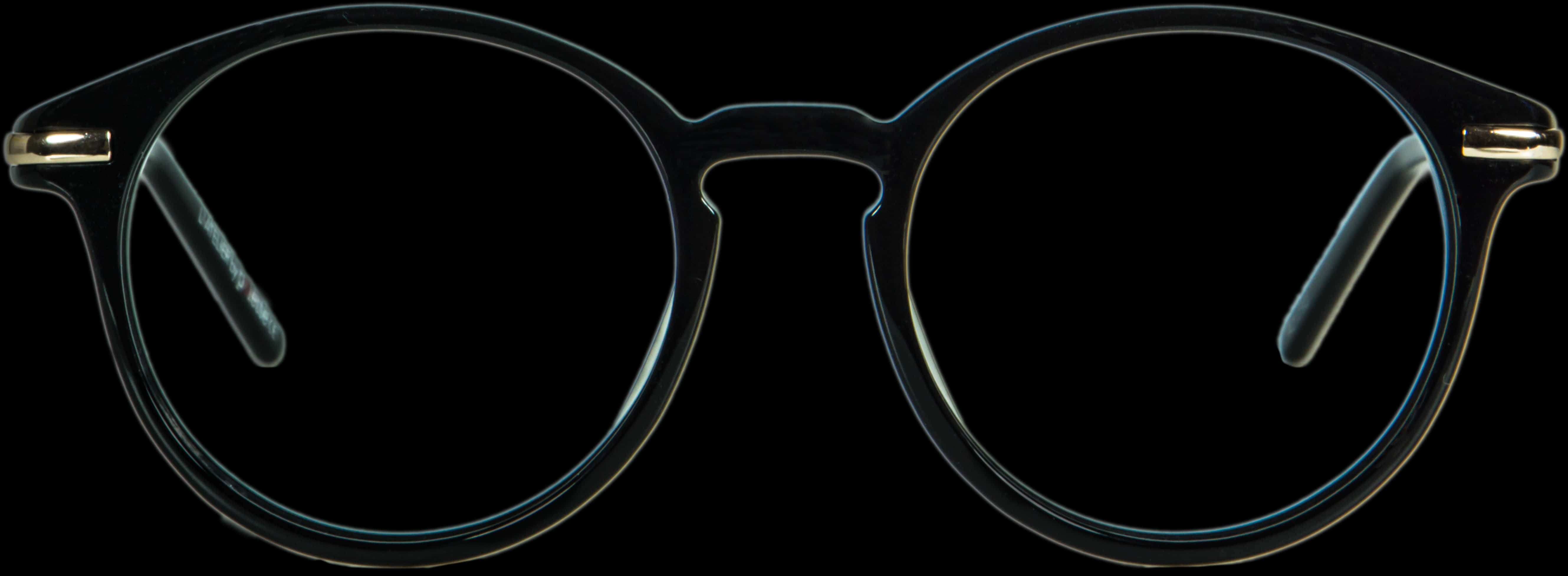 Round Frame Black Glasseson Black Background PNG