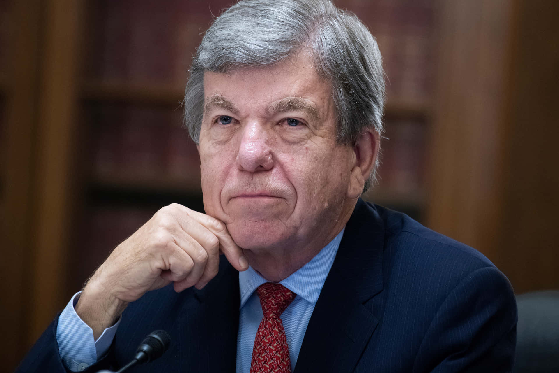 Roy Blunt – Concentrated and Reflective in Thought Wallpaper