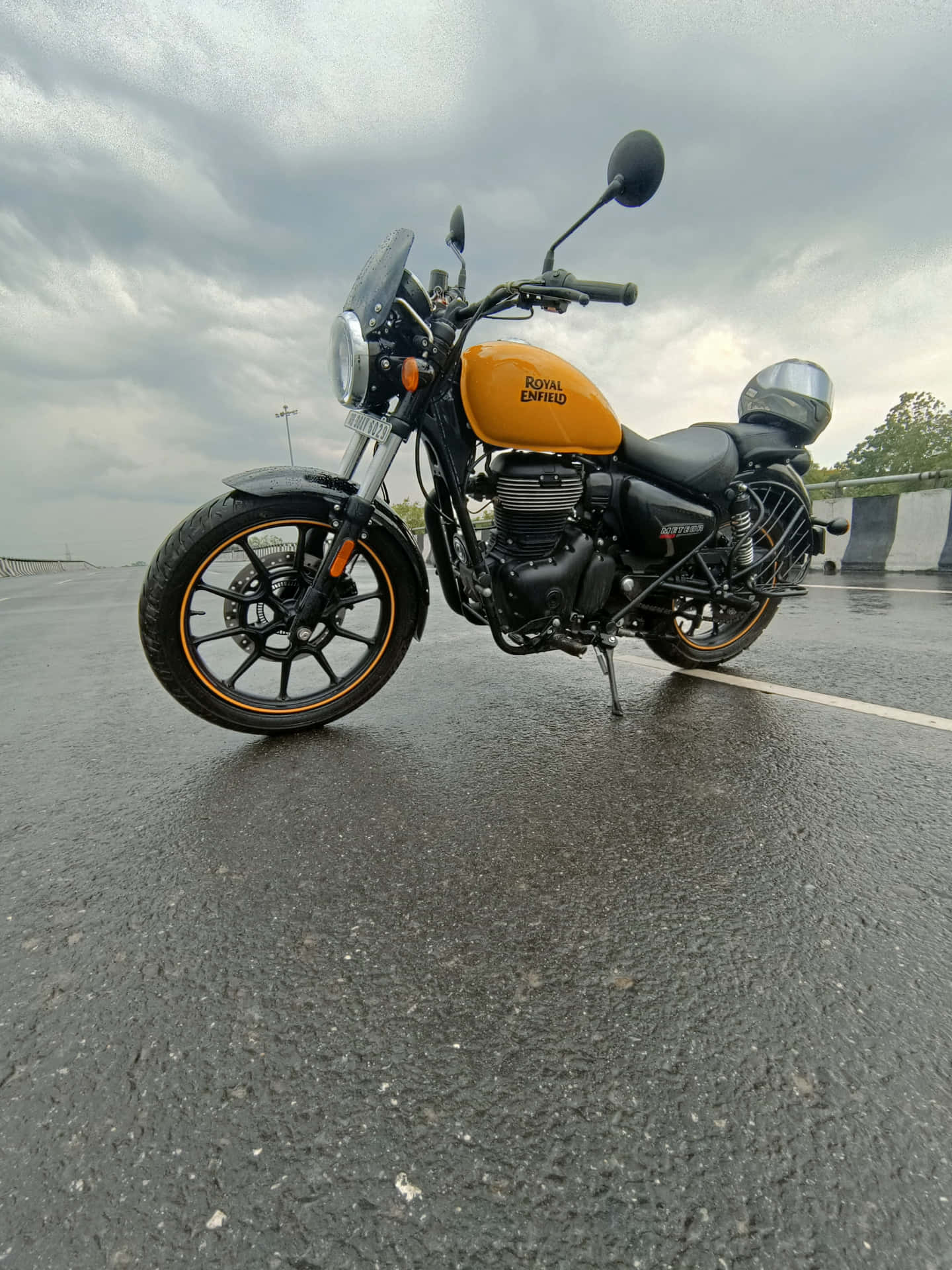 Feel the thrum of the road with a Royal Enfield Bullet