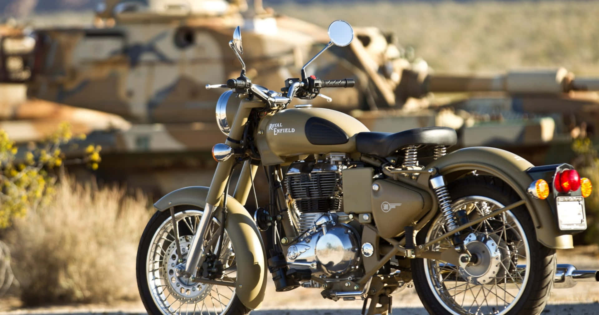 Immaginiroyal Enfield Classic Brown 500.