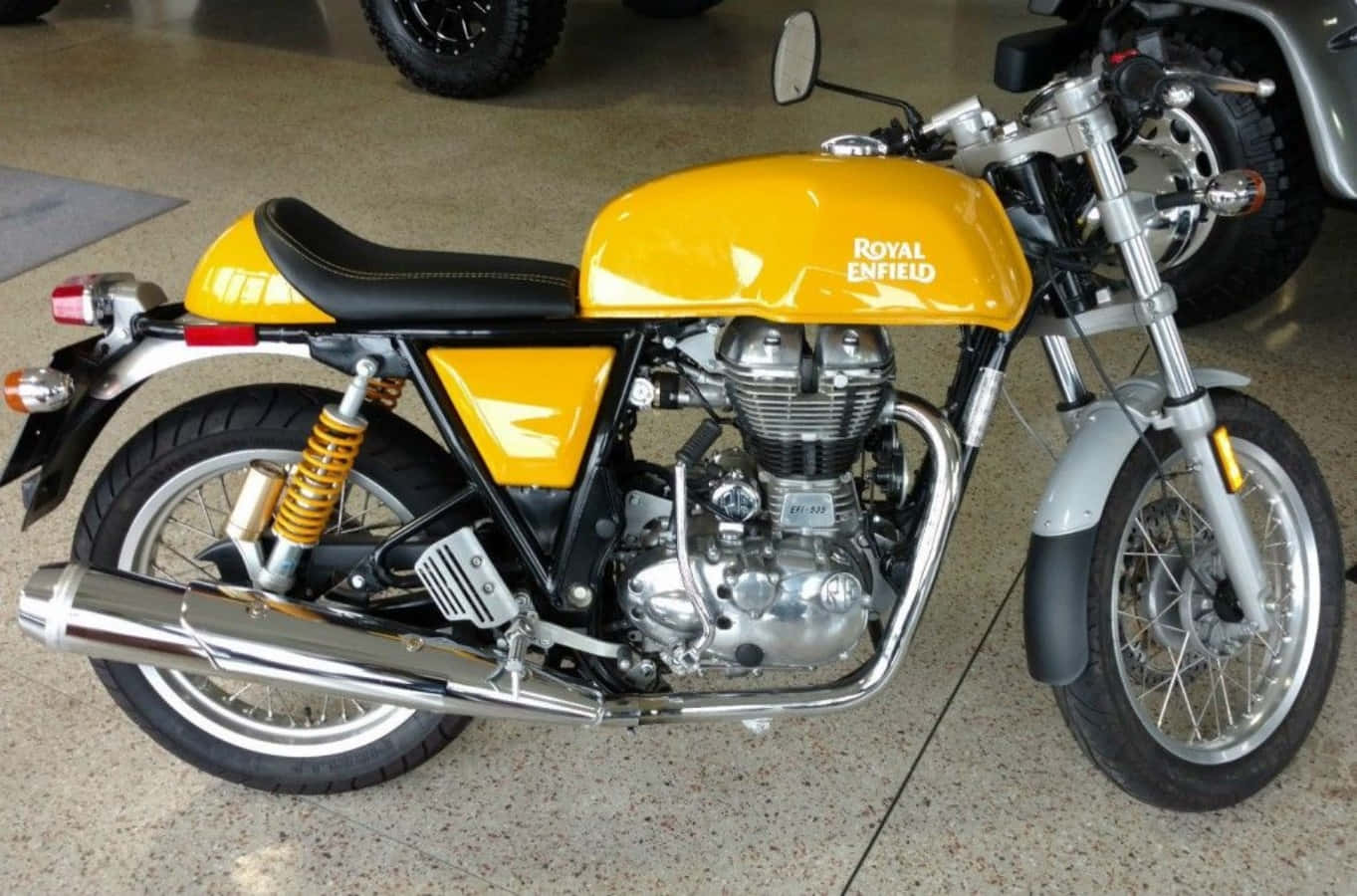 Royal Enfield Pictures Yellow Small GT535