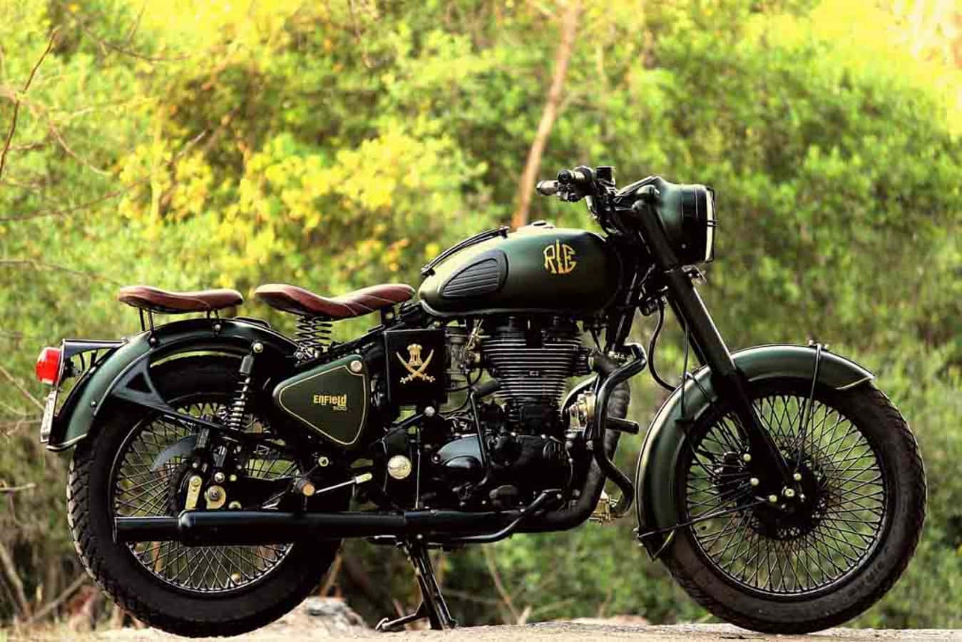 Royal Enfield Custom Classic 500 Pictures