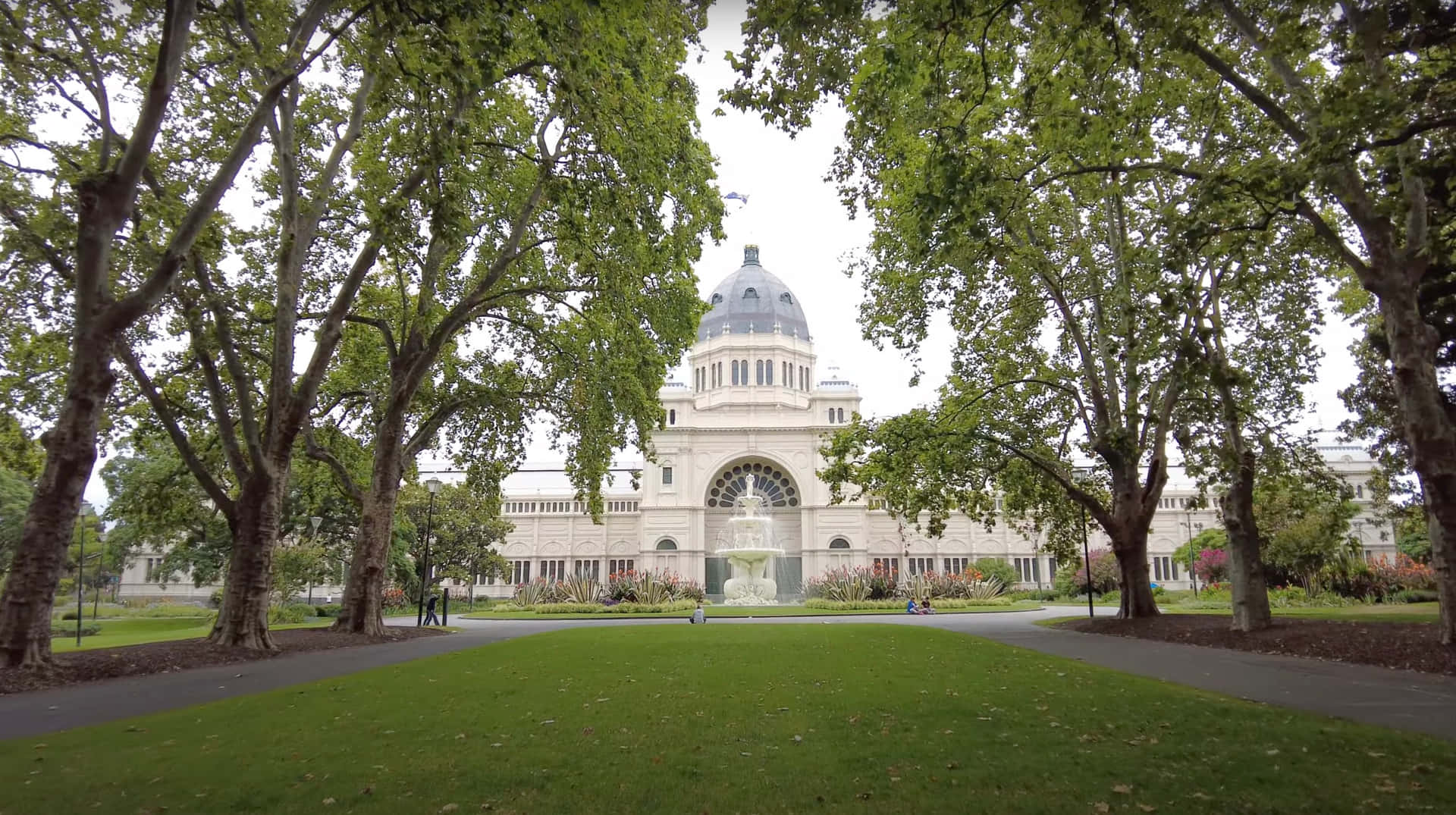 Royal Exhibition Building Summer View Wallpaper