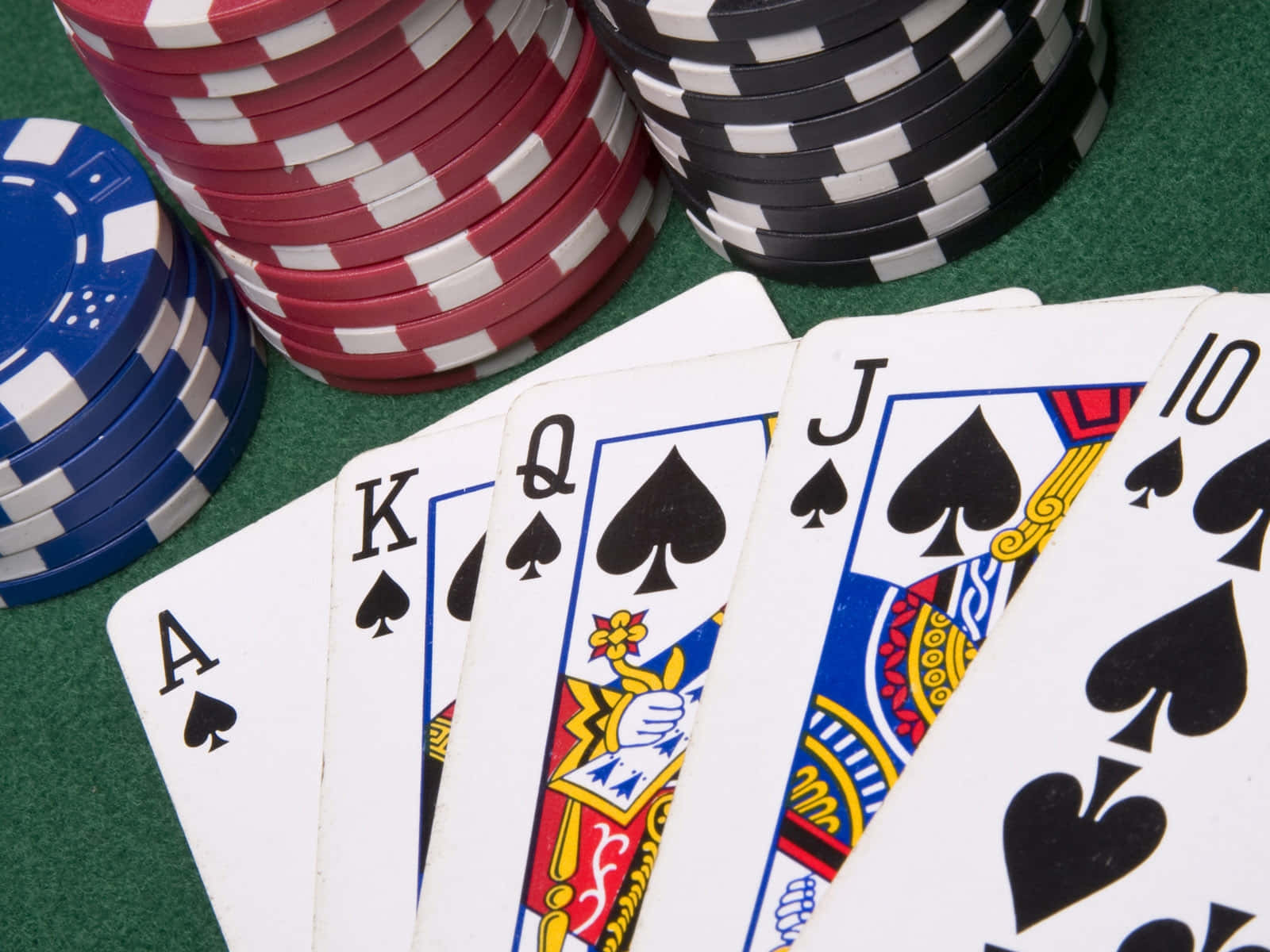 Royal Flush Spades Casino Chips Wallpaper