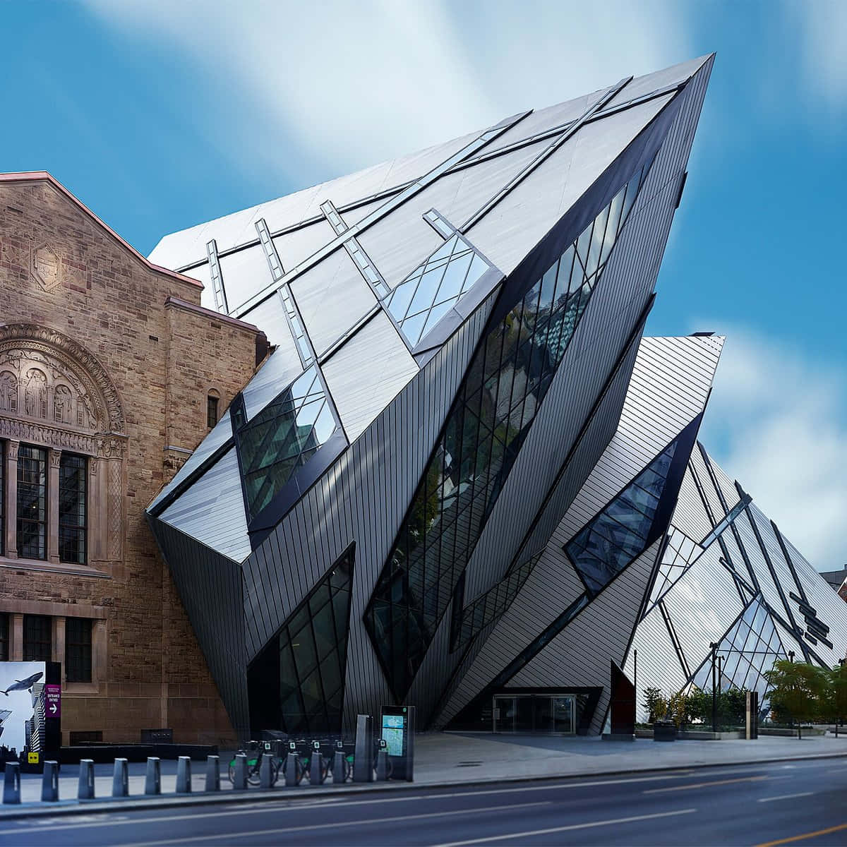 Royal Ontario Museum Modern Architecture Wallpaper