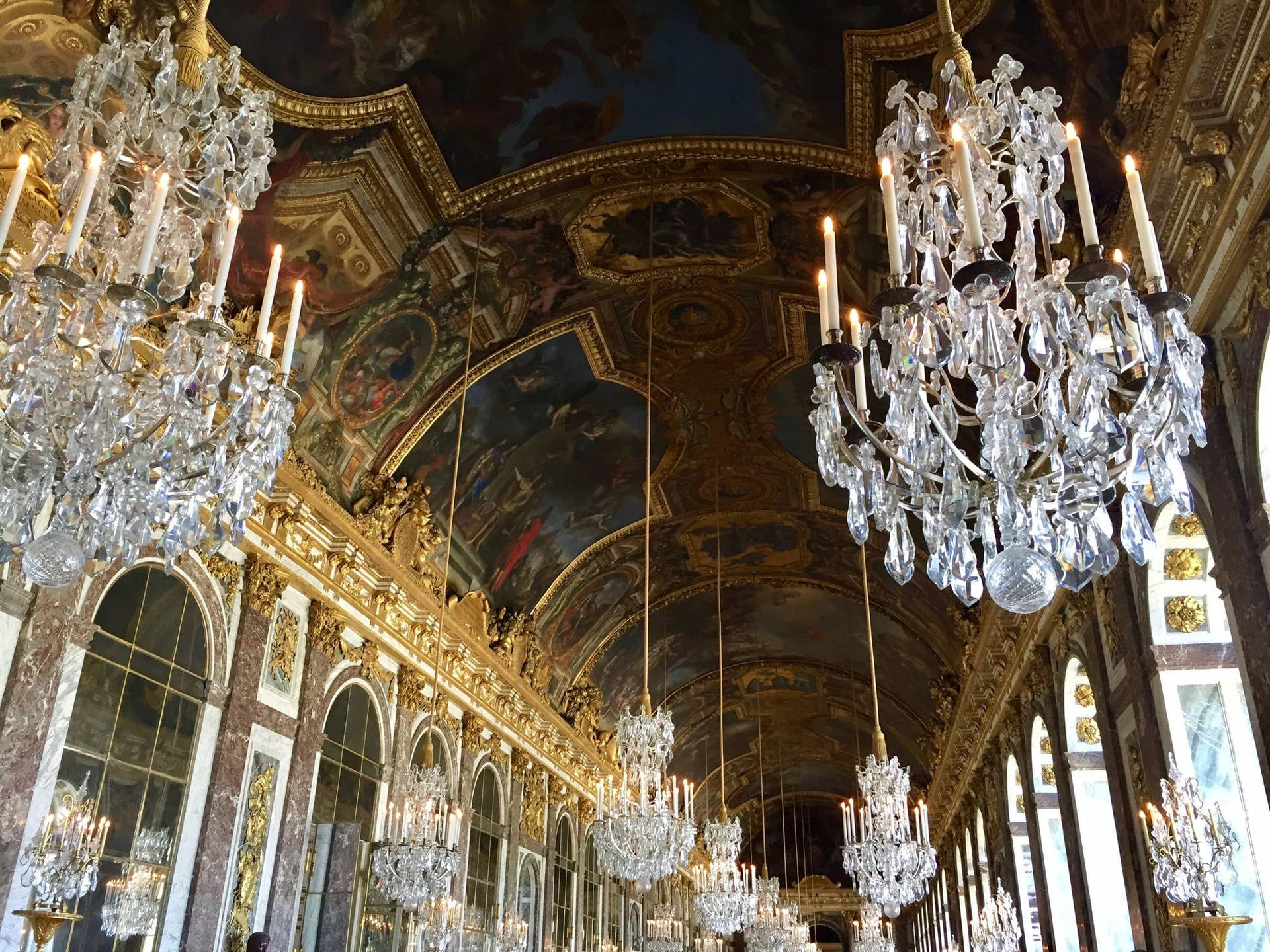 Royal Palace Of Versailles Wallpaper