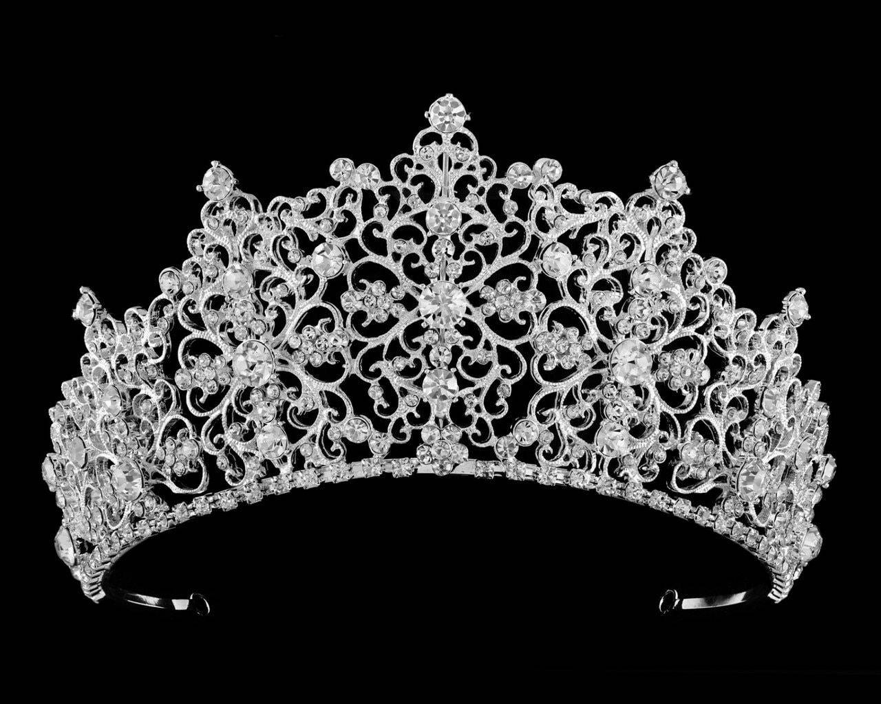 Royal Rhinestones Bridal Crown Wallpaper