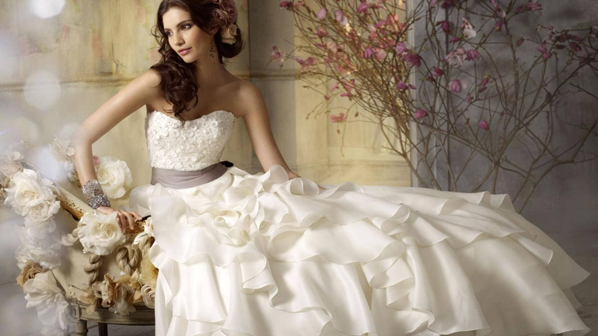 Ruffled Wedding Dress Wallpaper