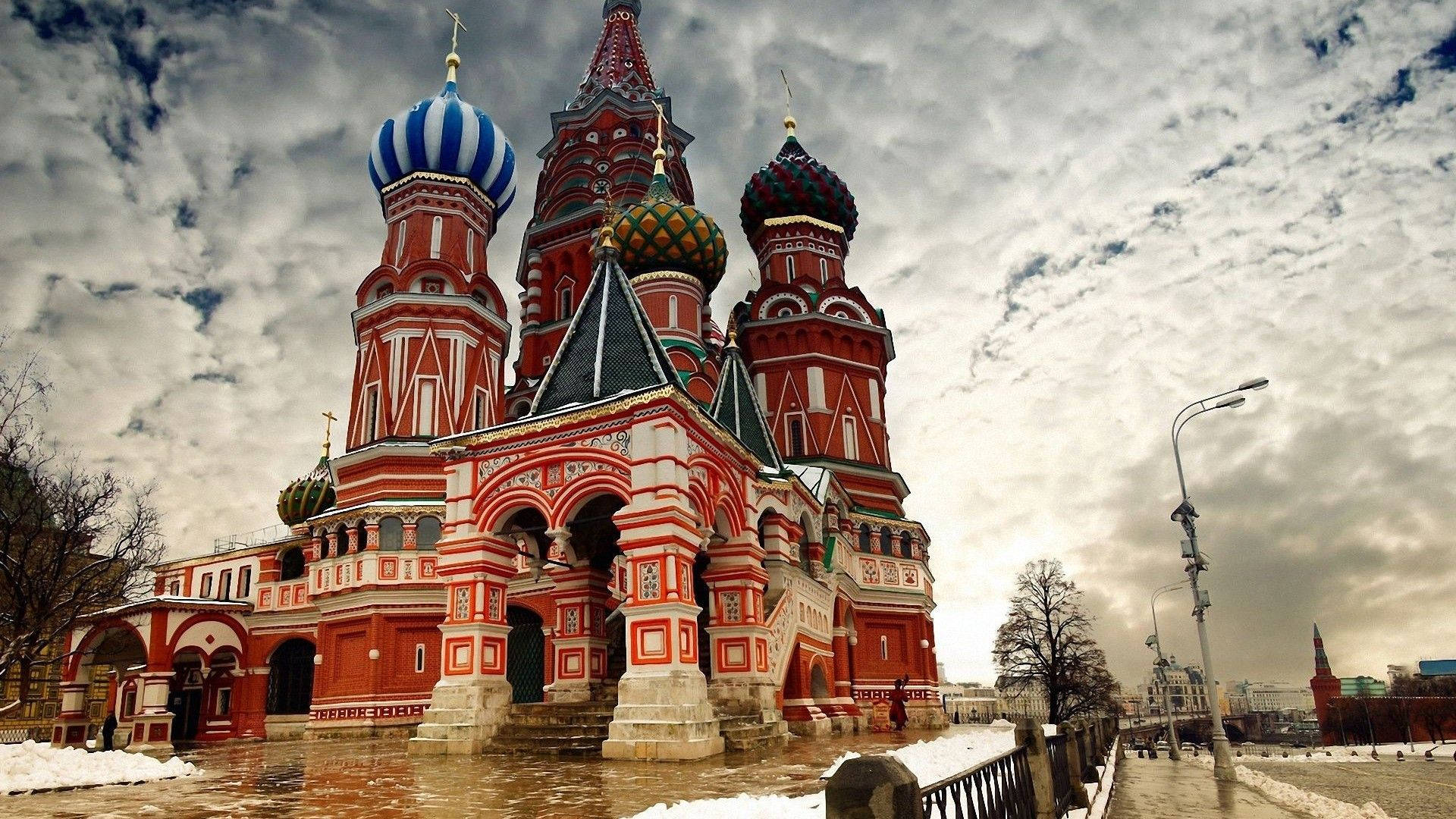 Russia Red Cathedral Wallpaper