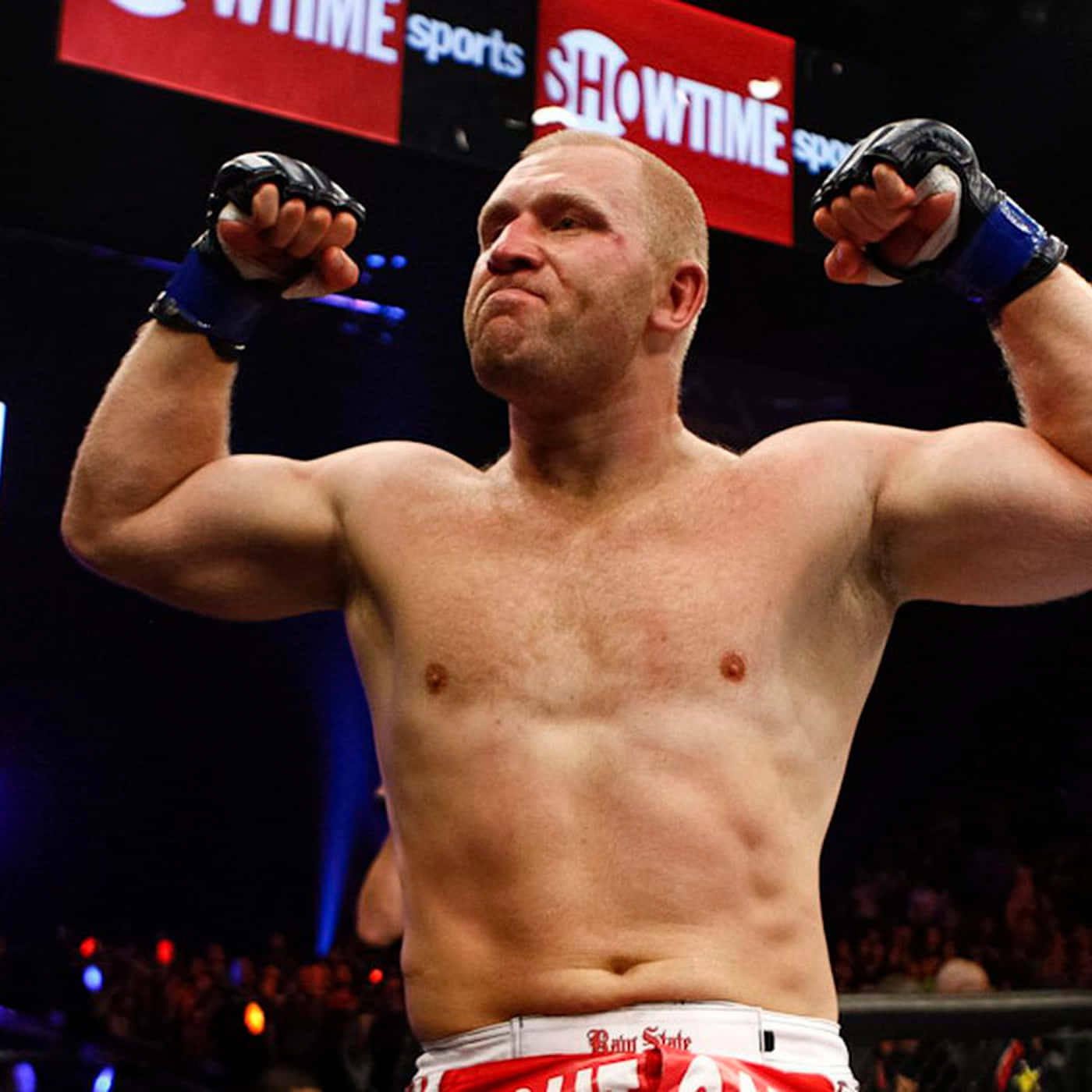 Rusisk MMA-kæmper Sergei Kharitonov knockout sejr skudtapet Wallpaper